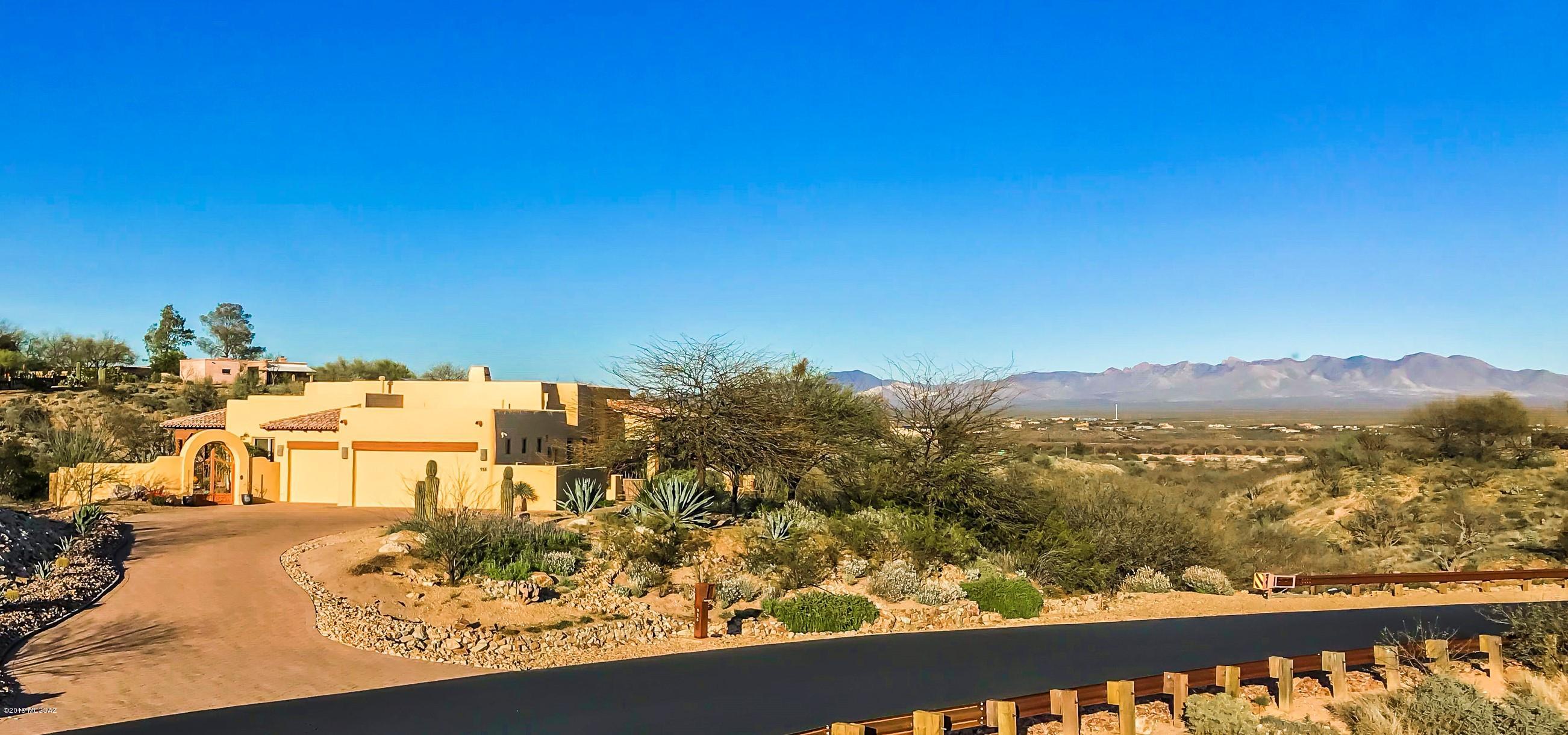 916 W Placita Quieta