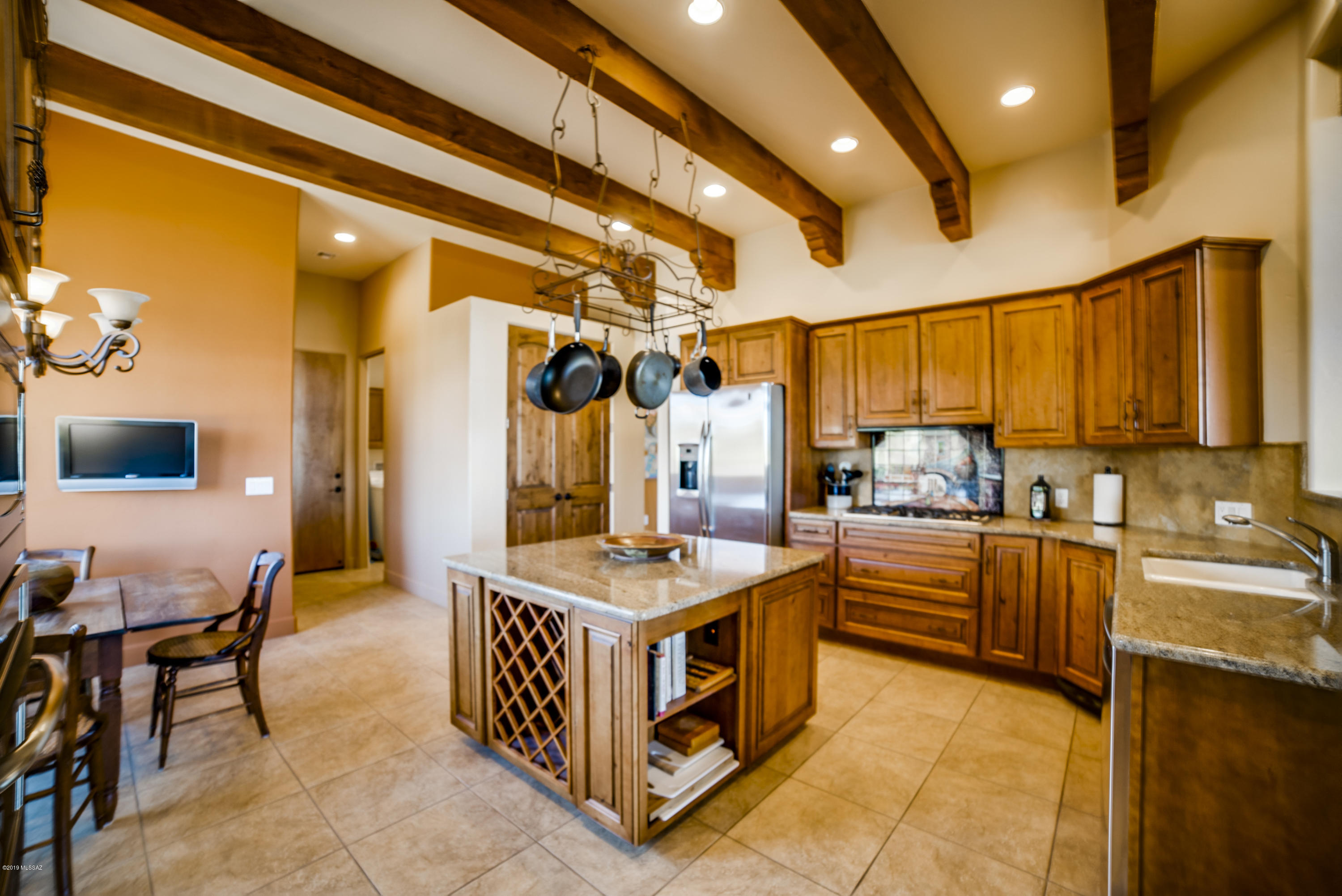 916 W Placita Quieta