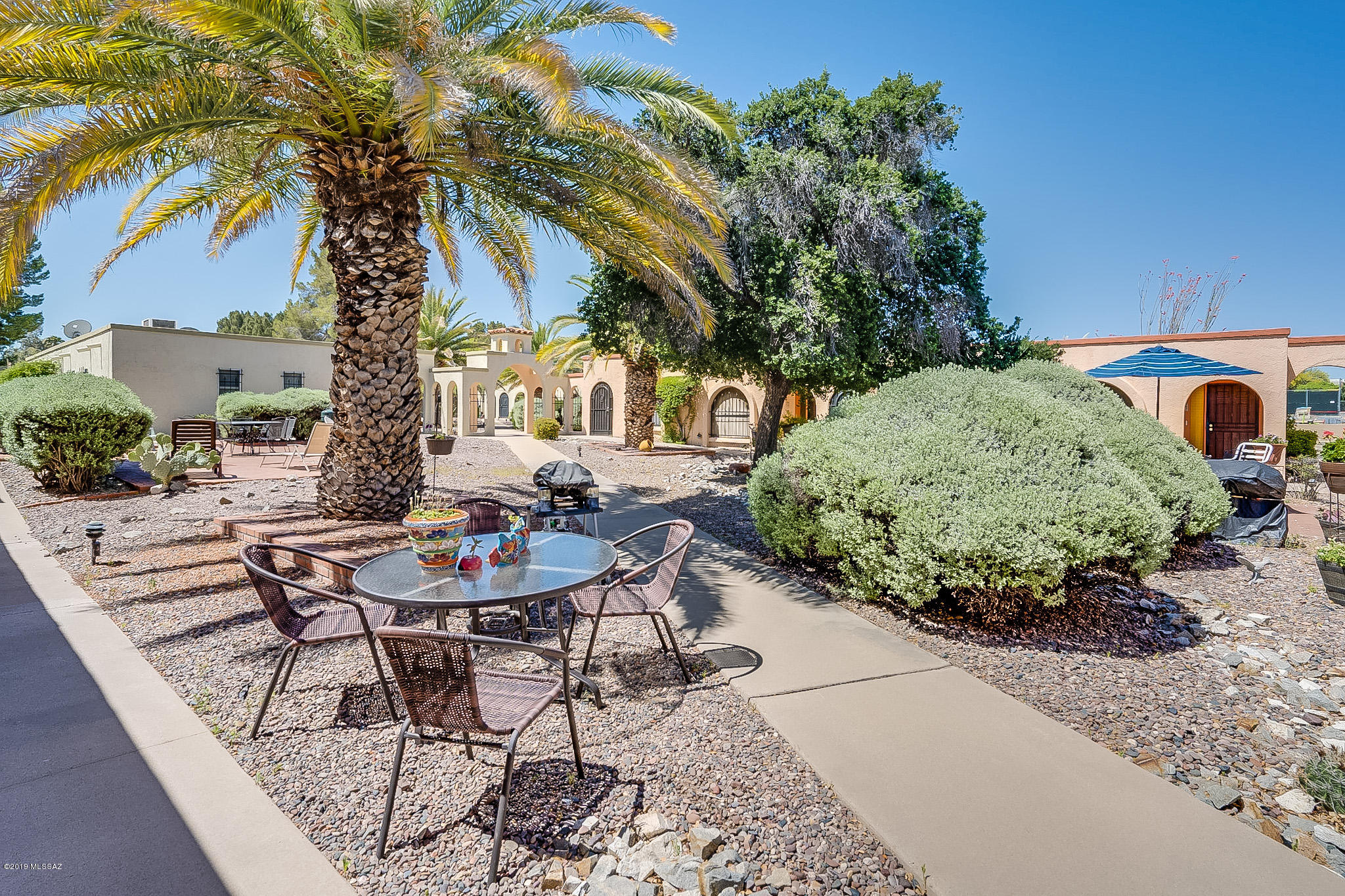 1053 S Calle De Las Casitas