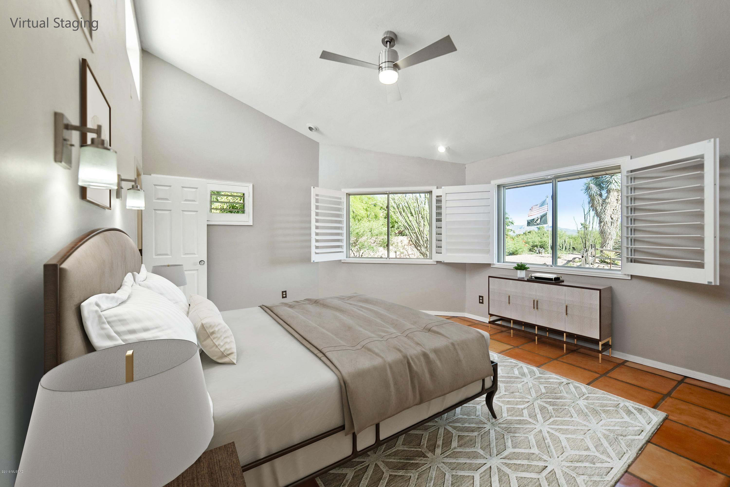 1380 W Placita De La Cotonia