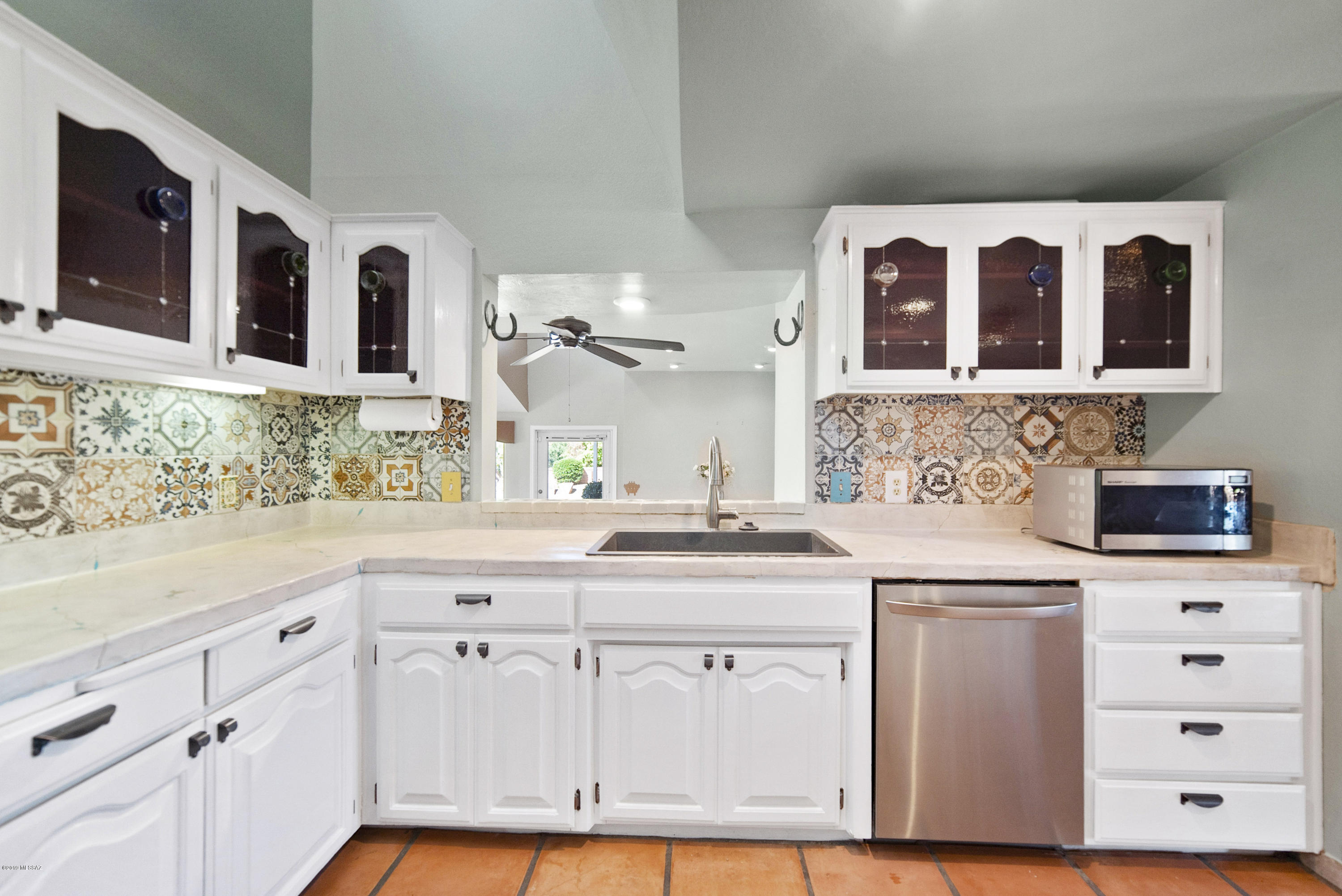 1380 W Placita De La Cotonia