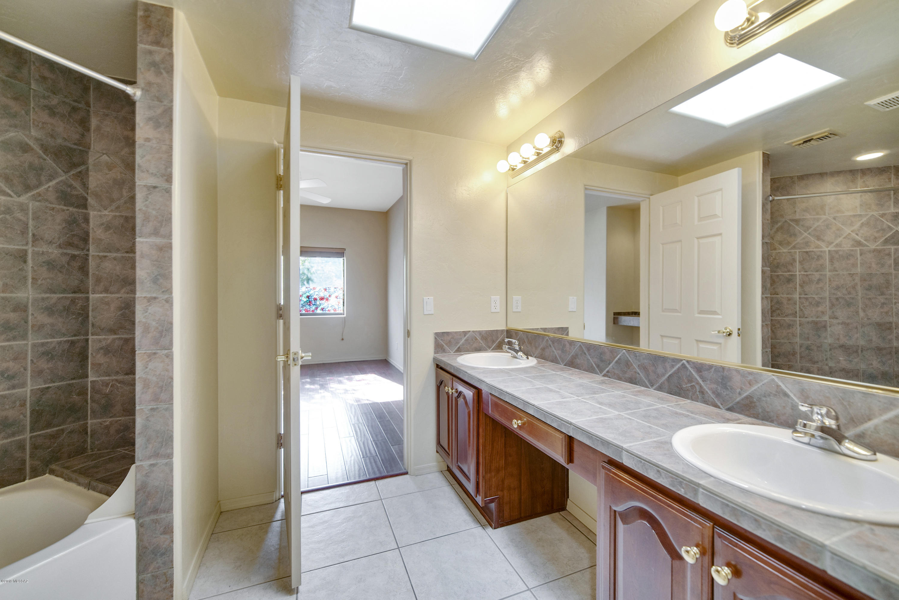 1752 W Placita Del Codillo