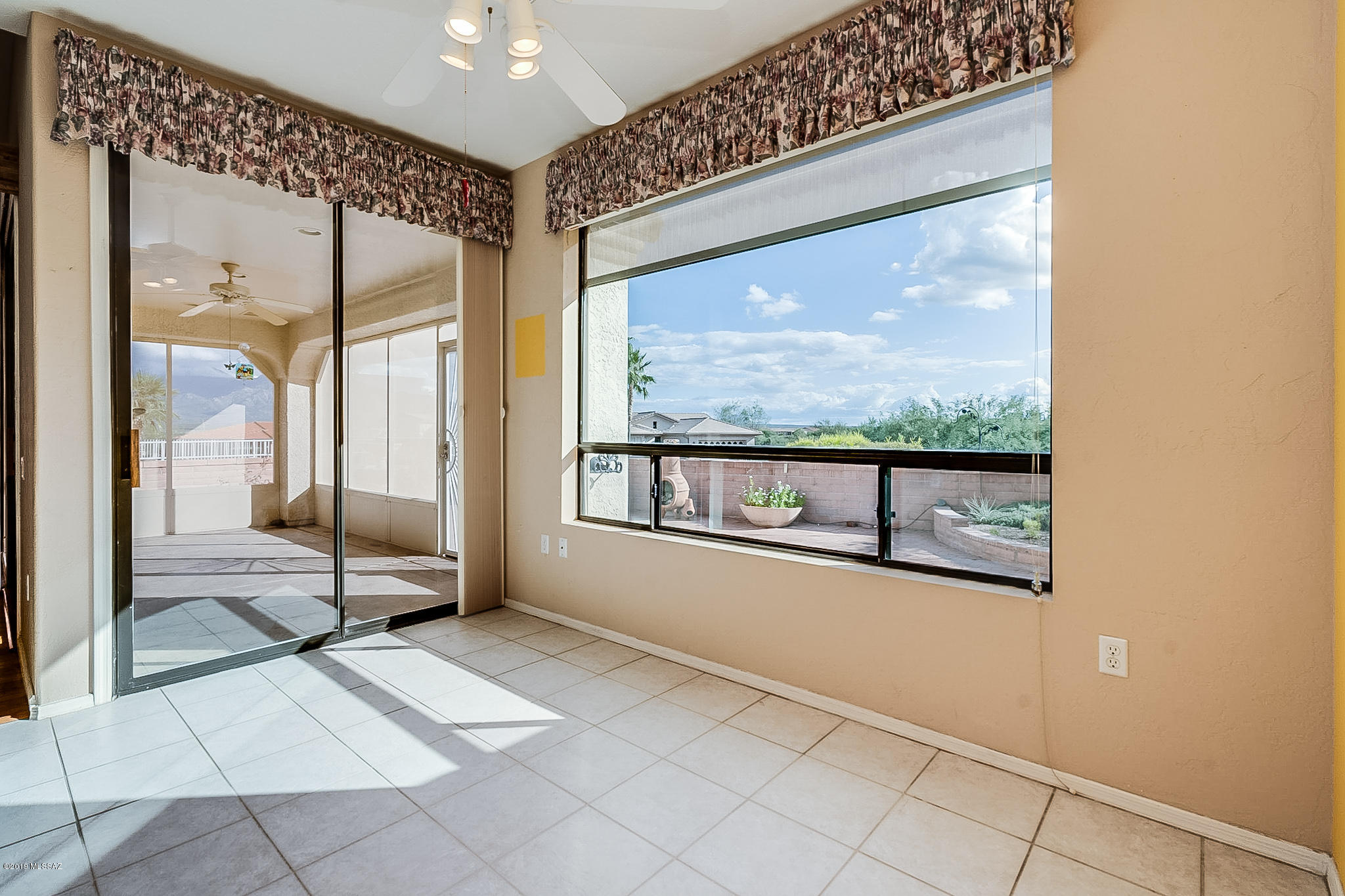 1917 W Mintbush Drive