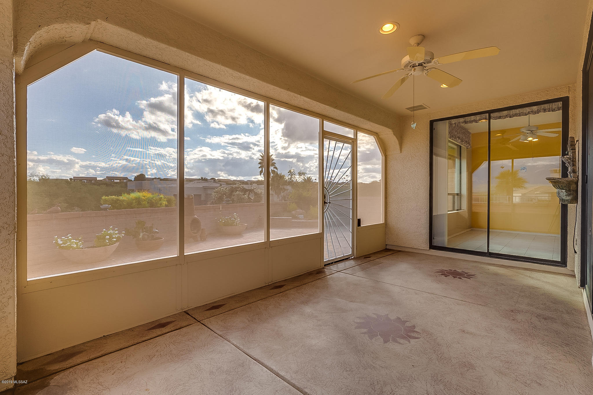 1917 W Mintbush Drive