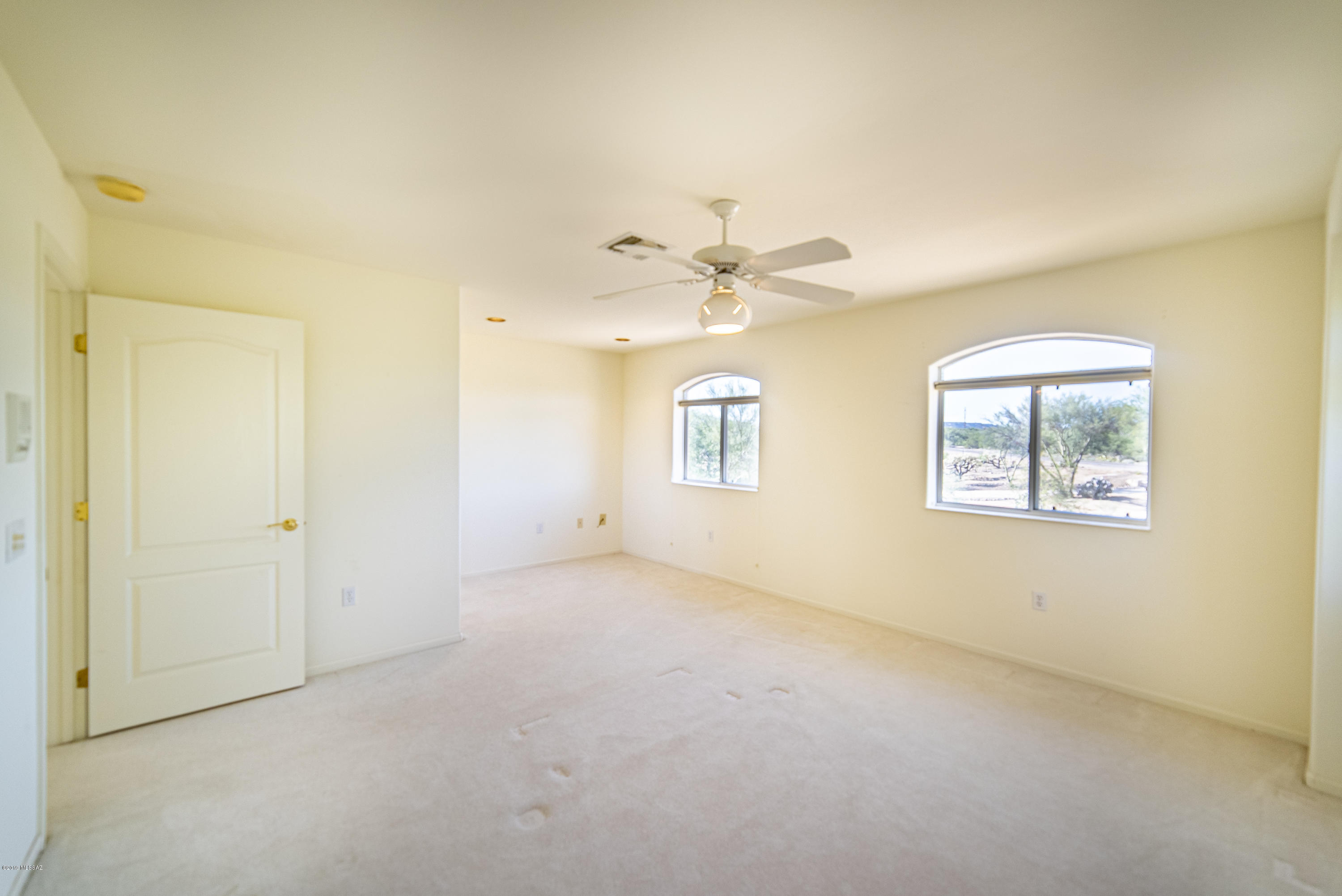 1675 W Twin Buttes Road
