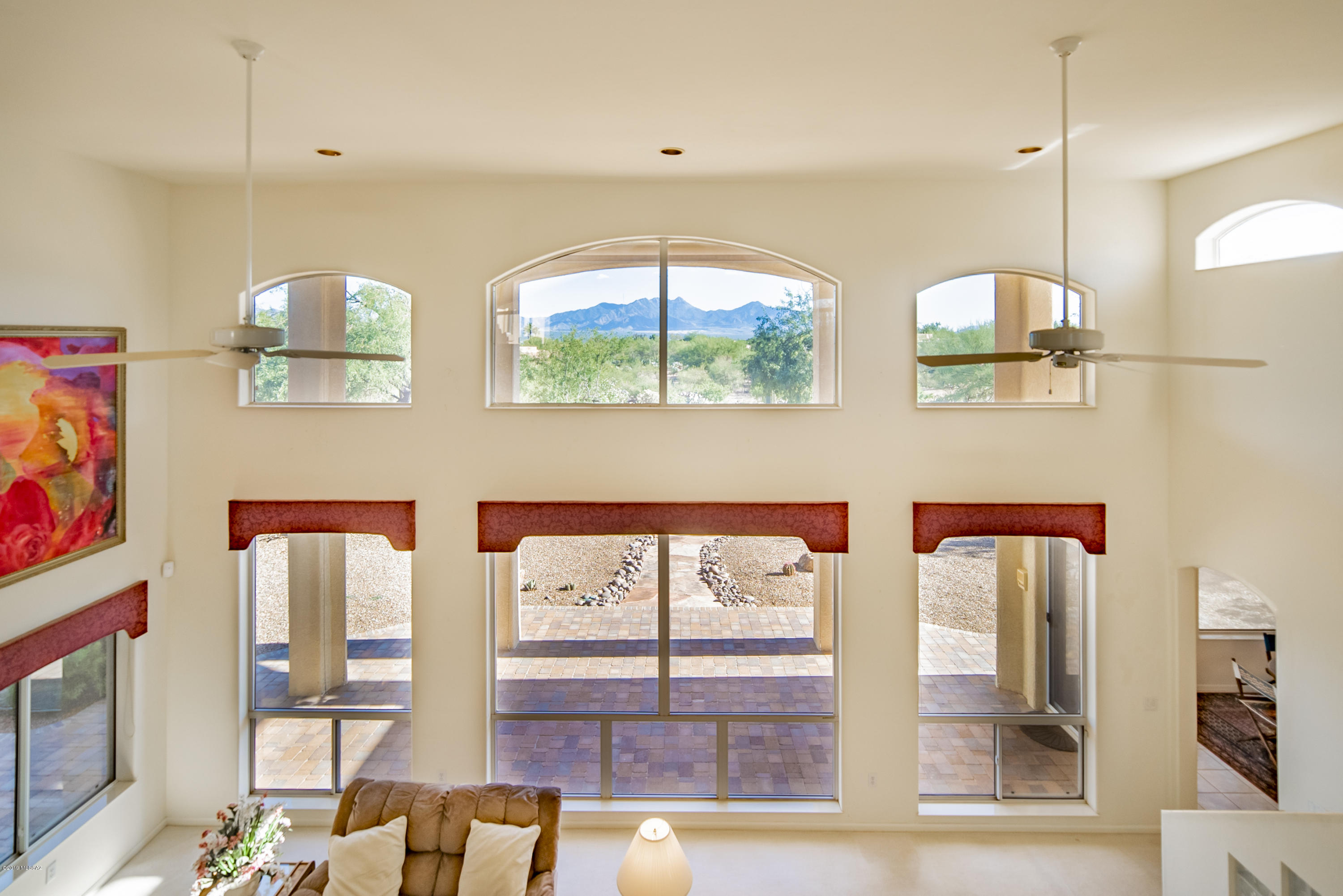 1675 W Twin Buttes Road