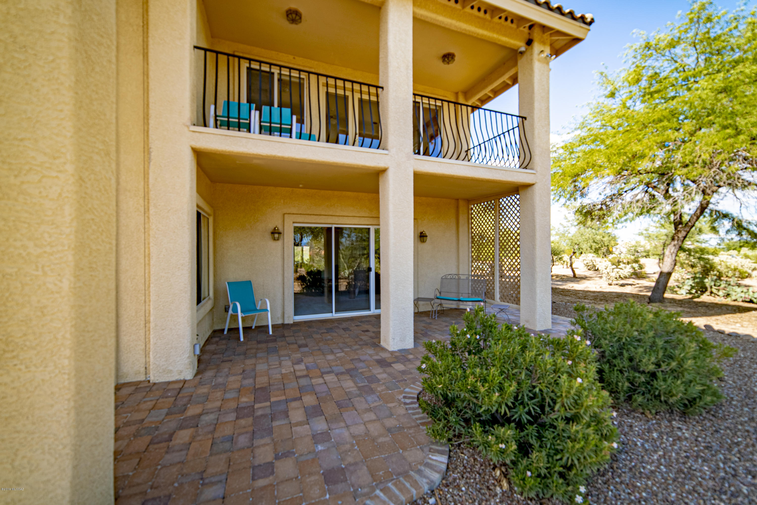 1675 W Twin Buttes Road