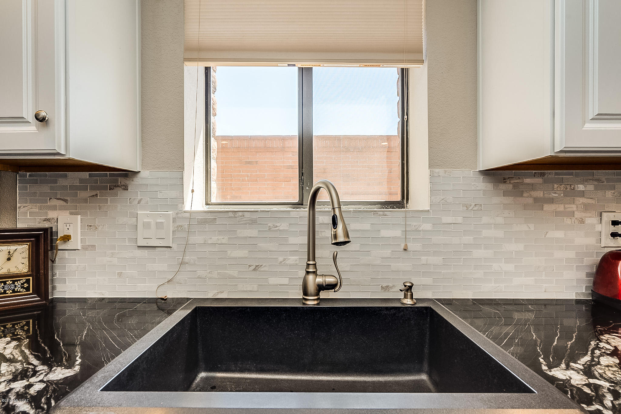 1466 W Via De La Gloria