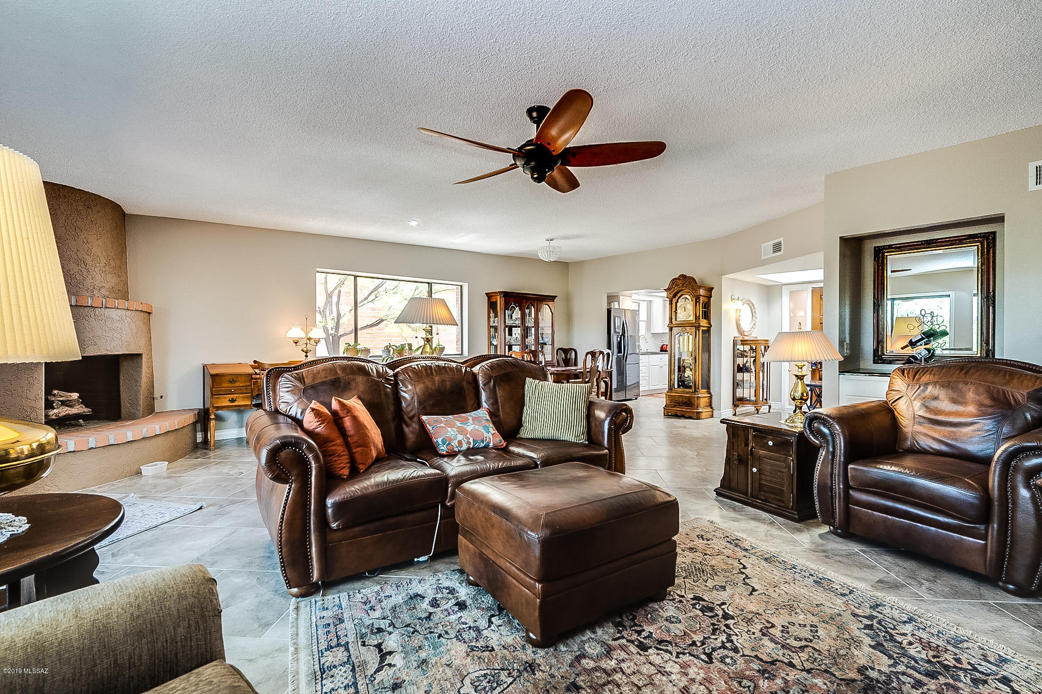 1466 W Via De La Gloria