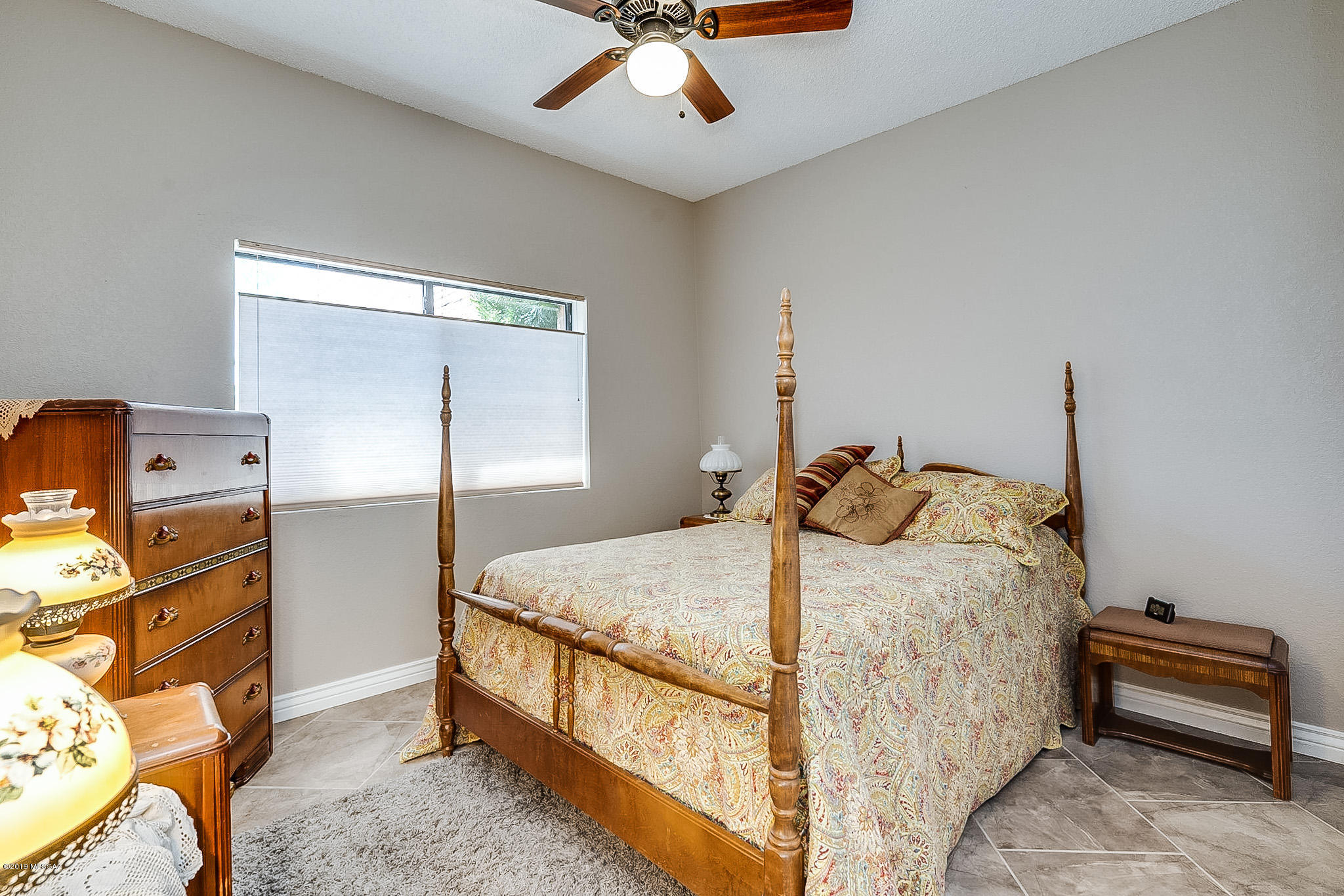 1466 W Via De La Gloria