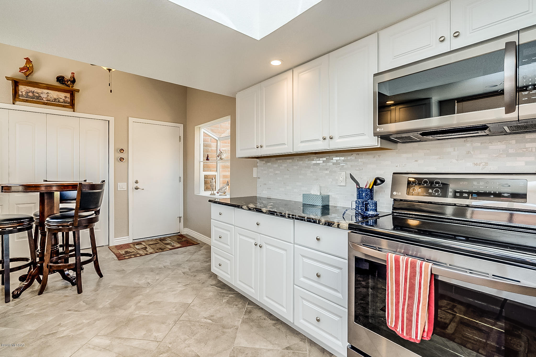 1466 W Via De La Gloria