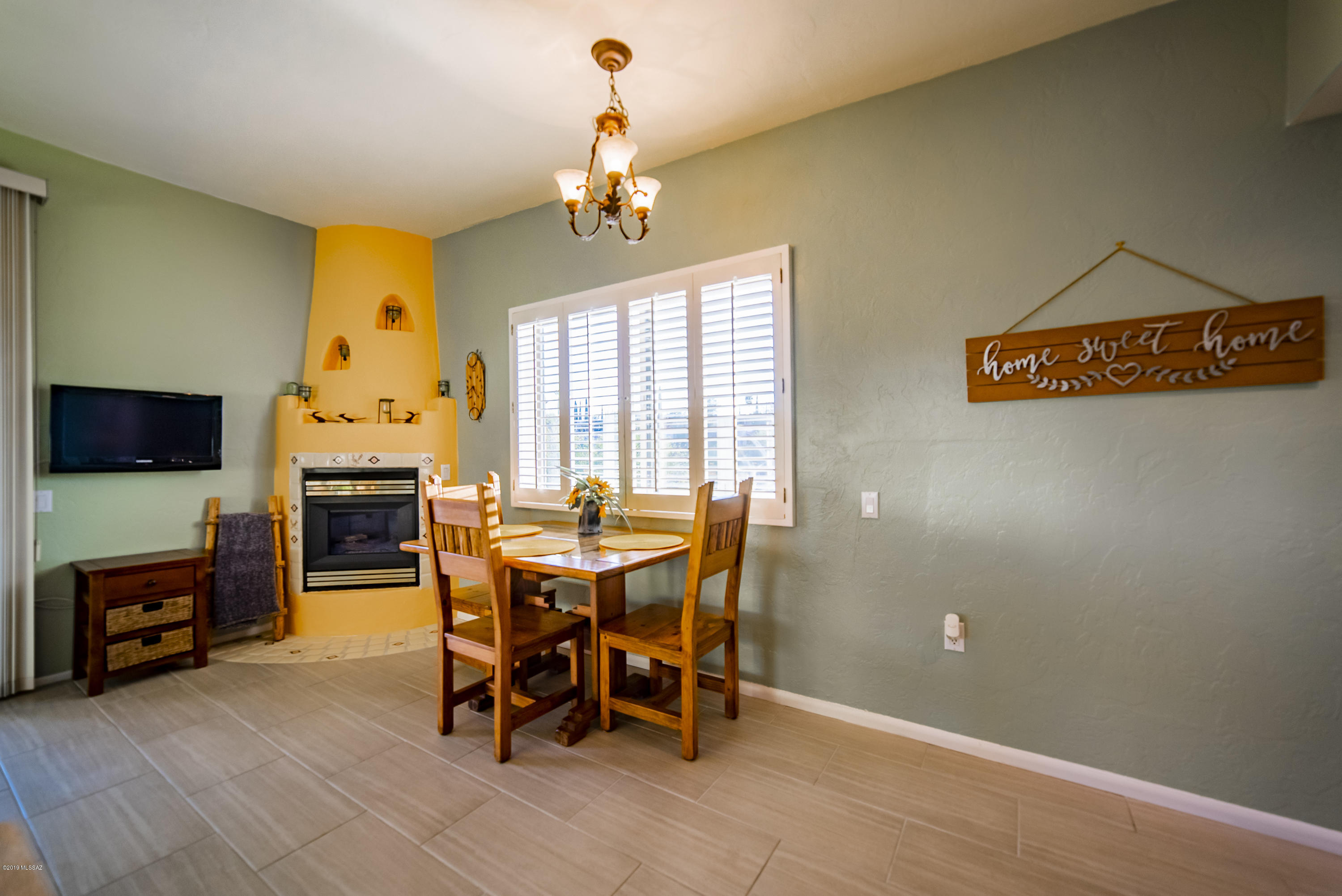 2525 S Calle Del Dante