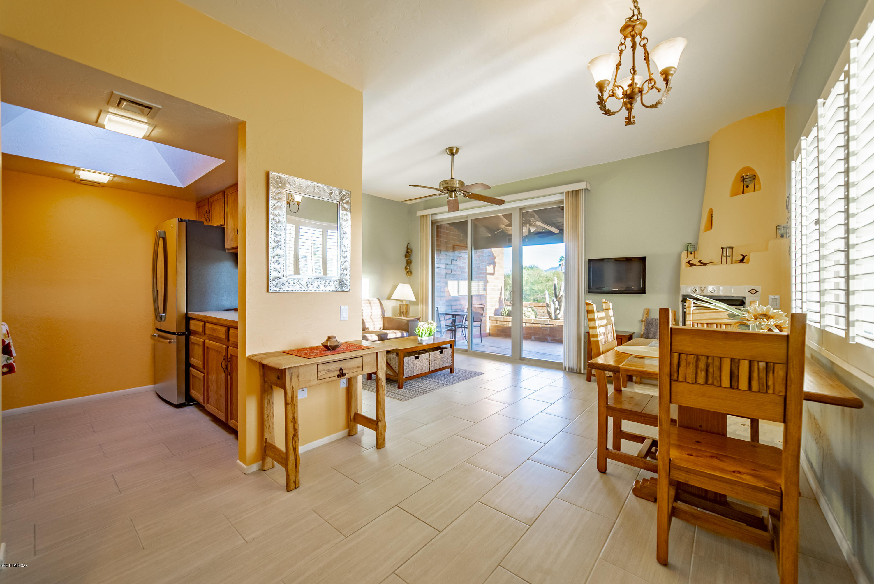 2525 S Calle Del Dante