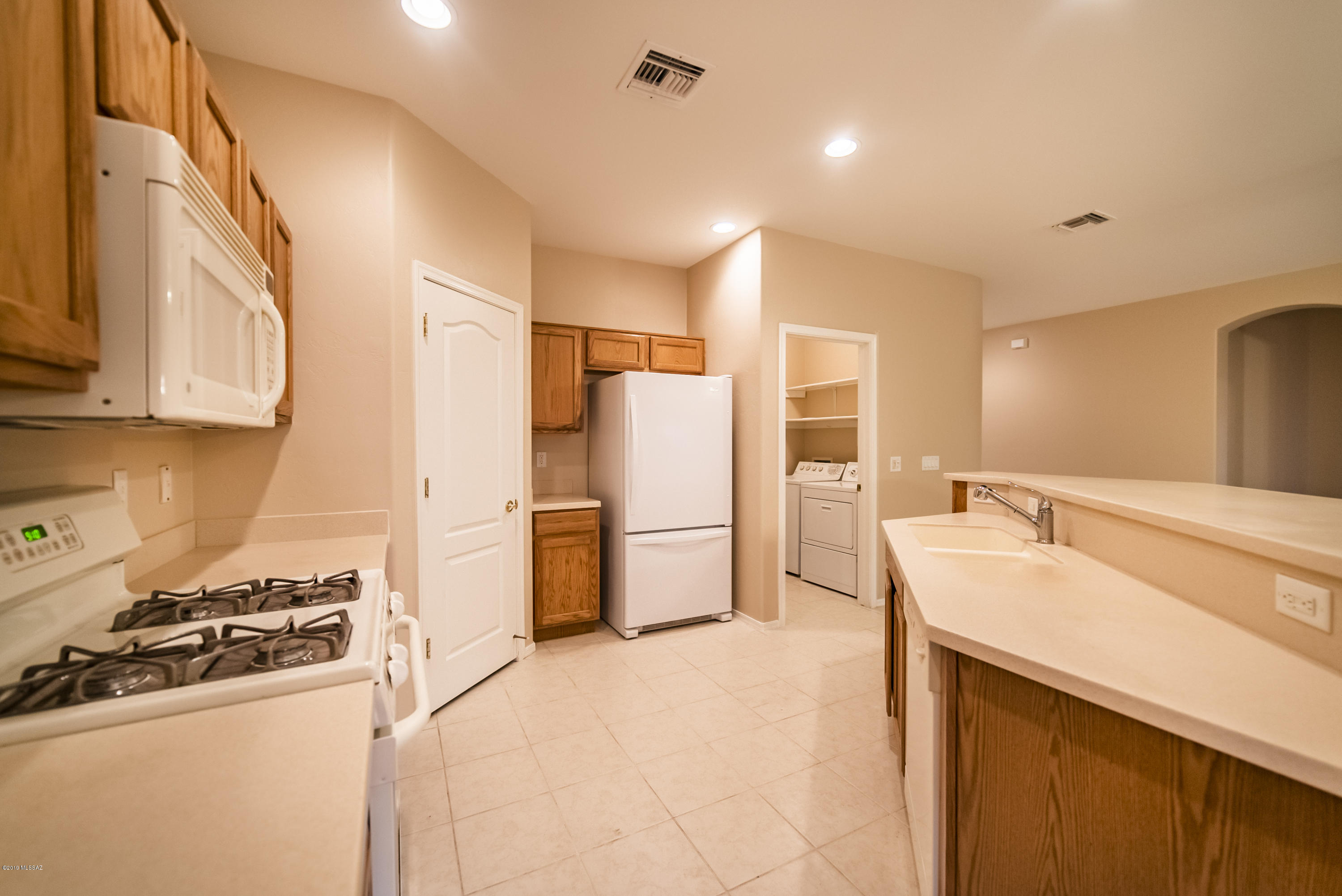 2193 N Avenida Del Petalo