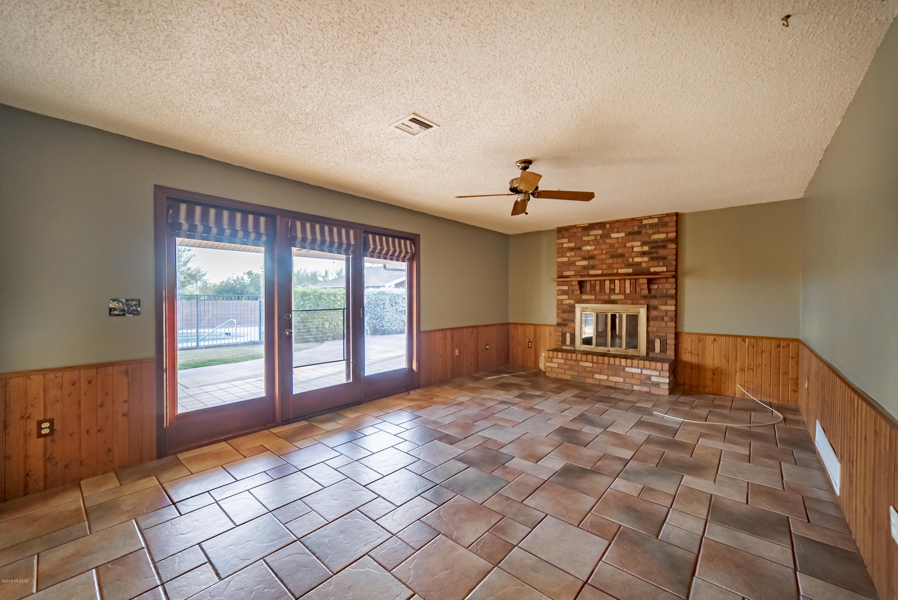 1101 W Calle Privada