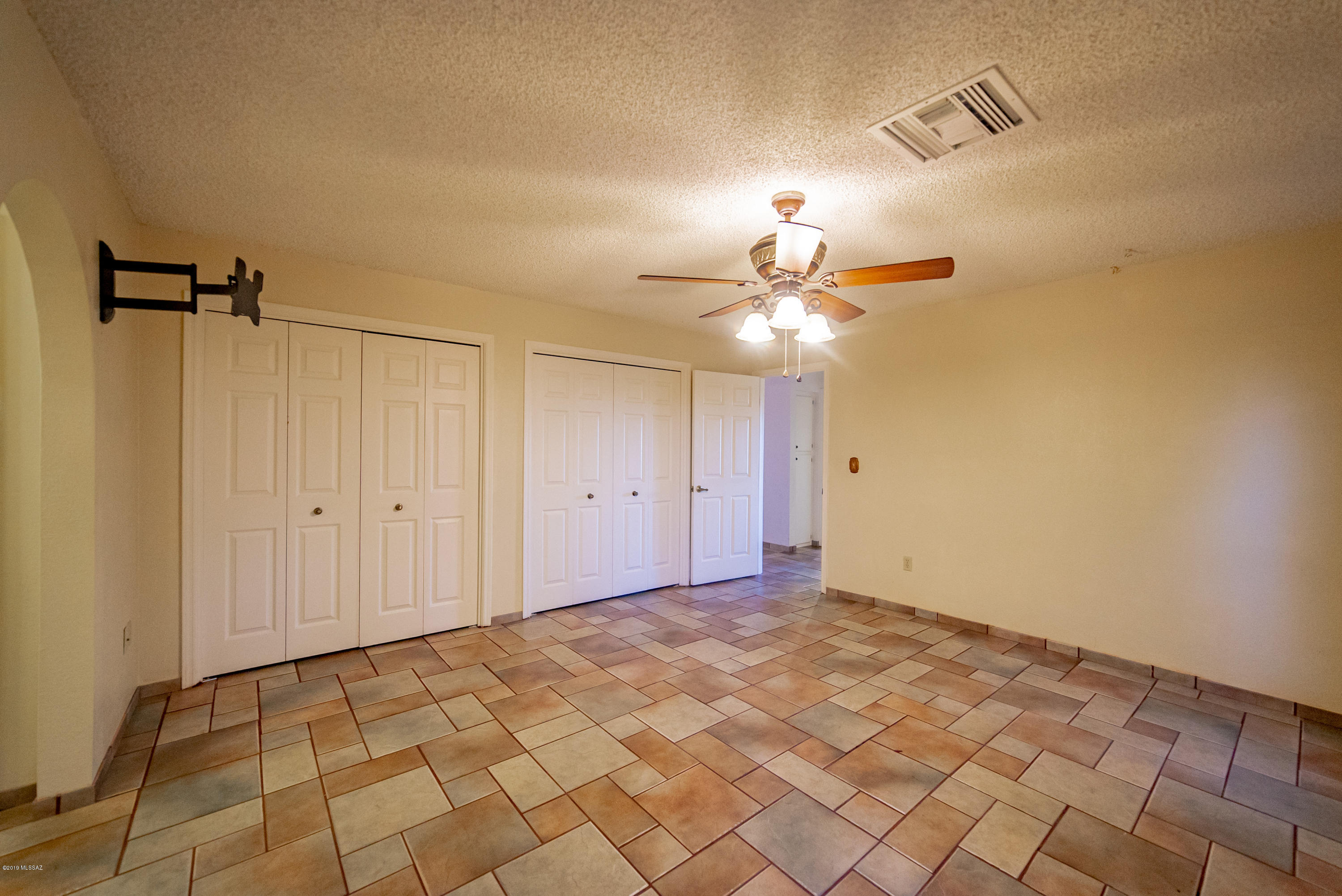 1101 W Calle Privada