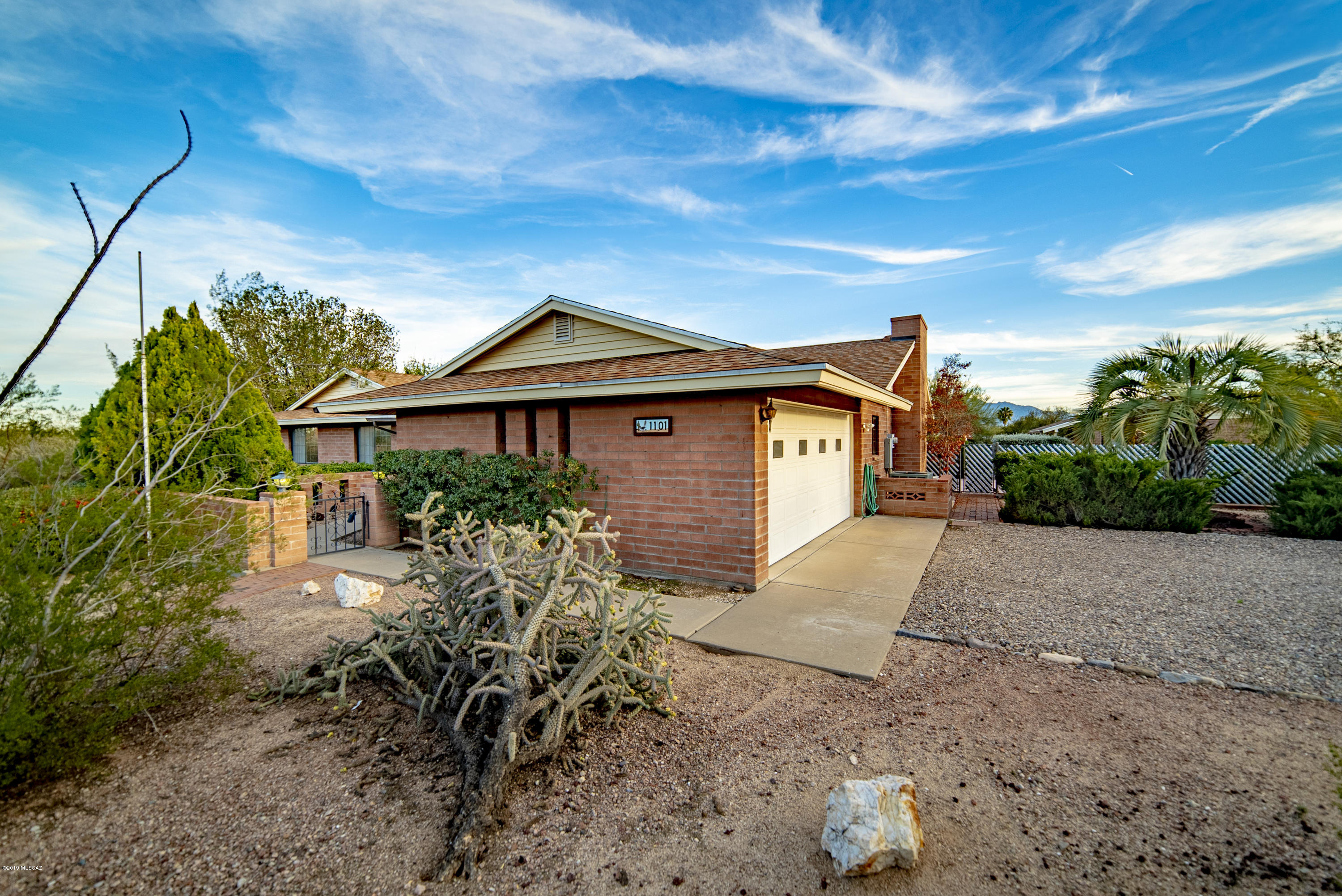 1101 W Calle Privada