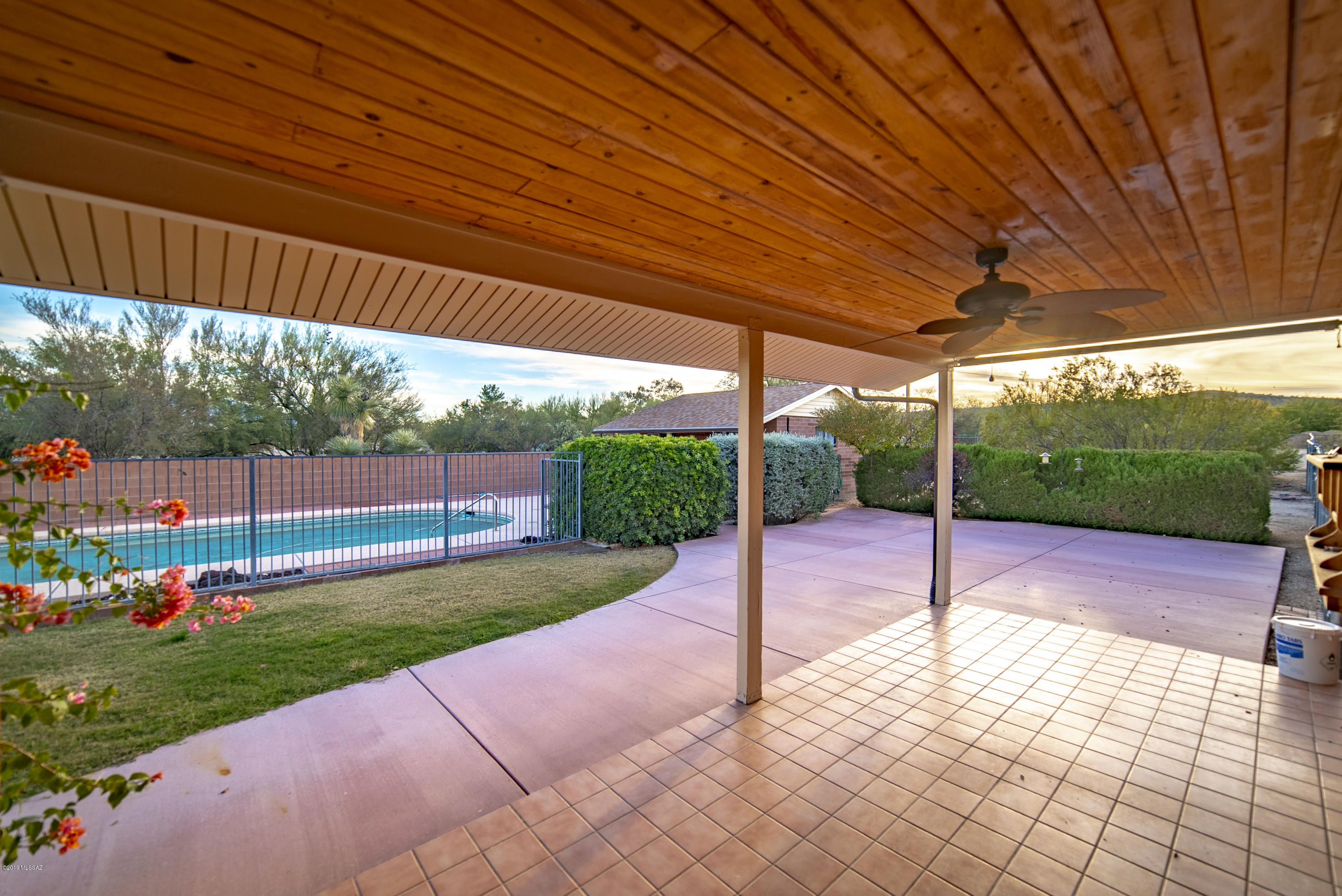 1101 W Calle Privada