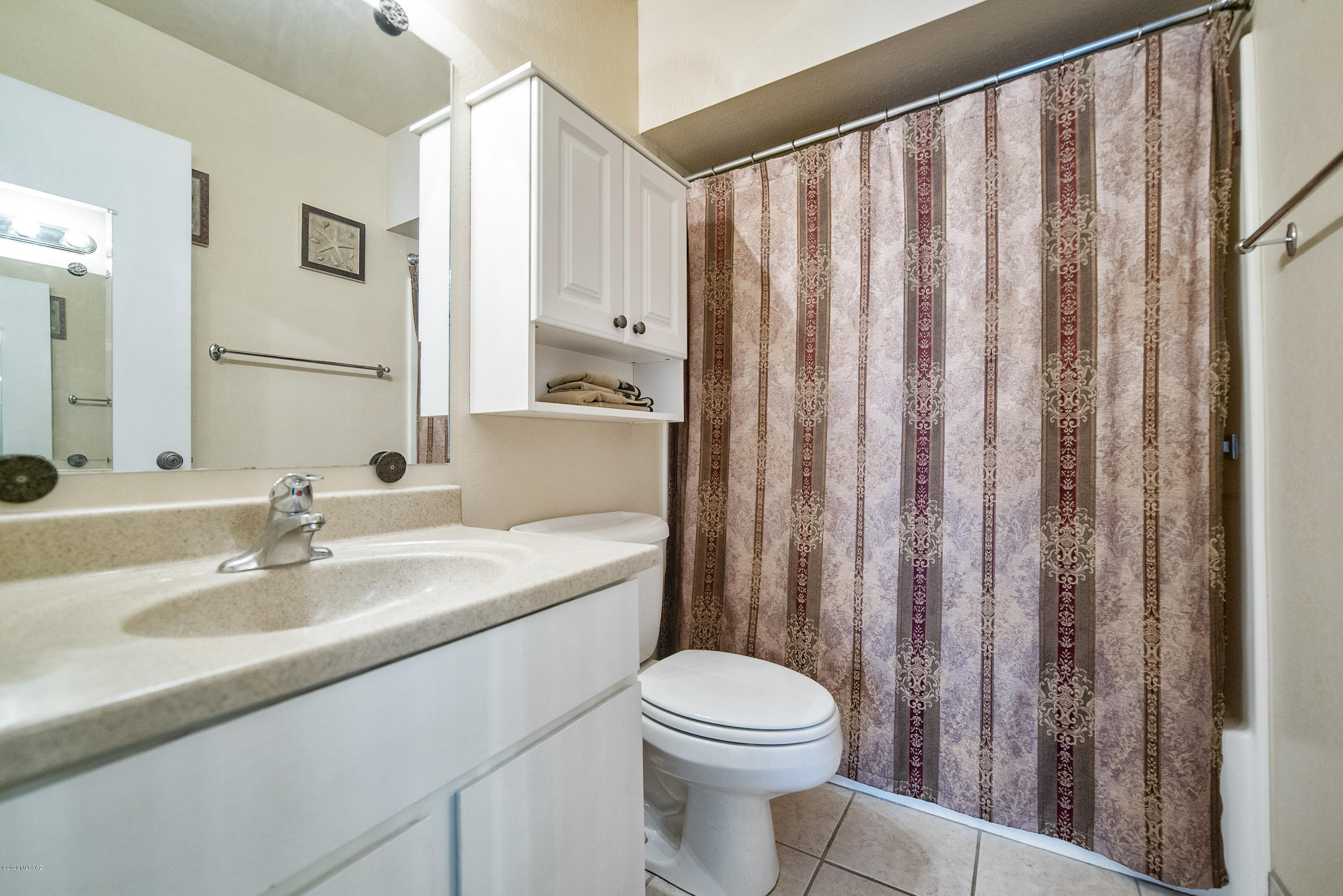 218 W Paseo Del Prado