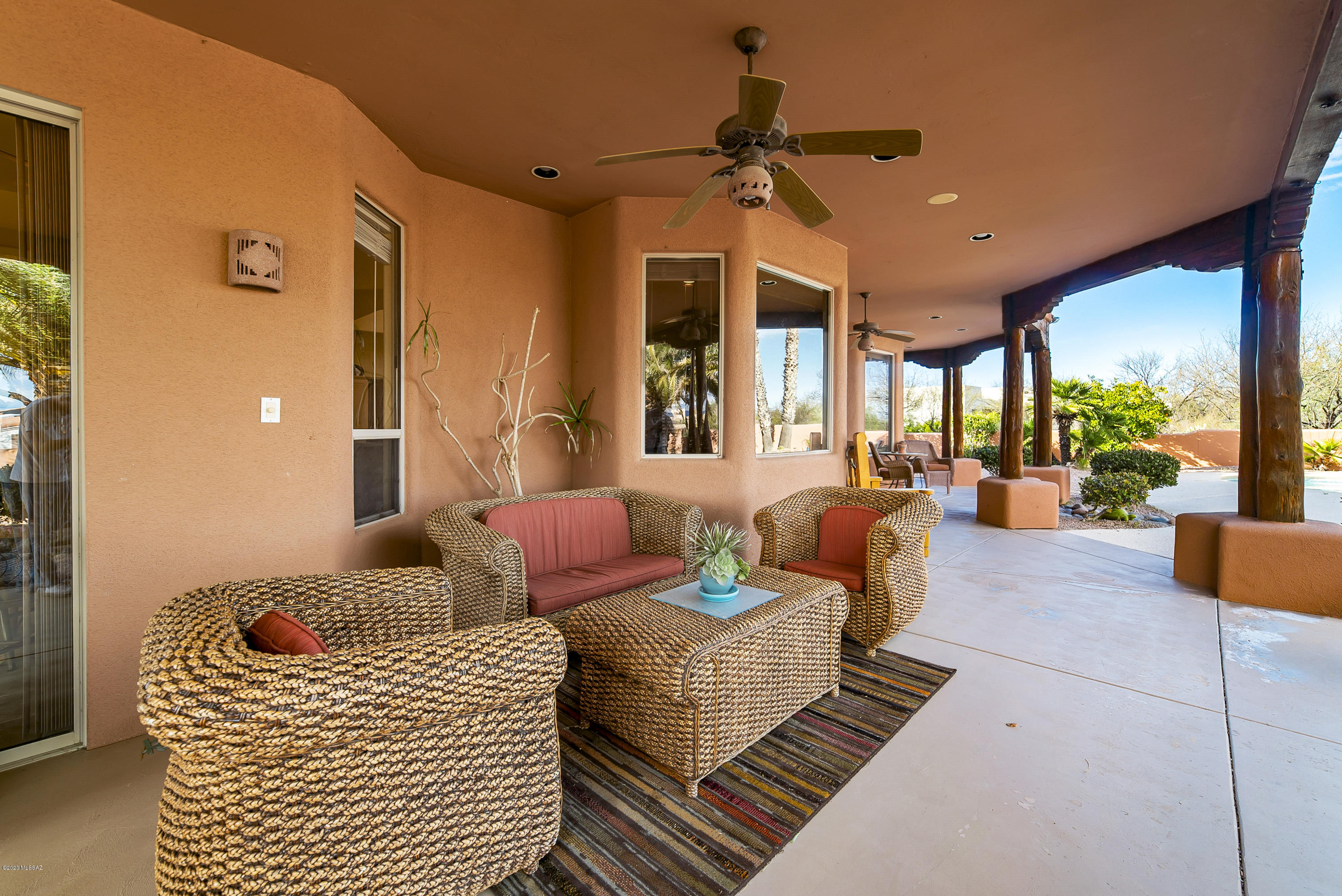 1710 W Placita Festiva