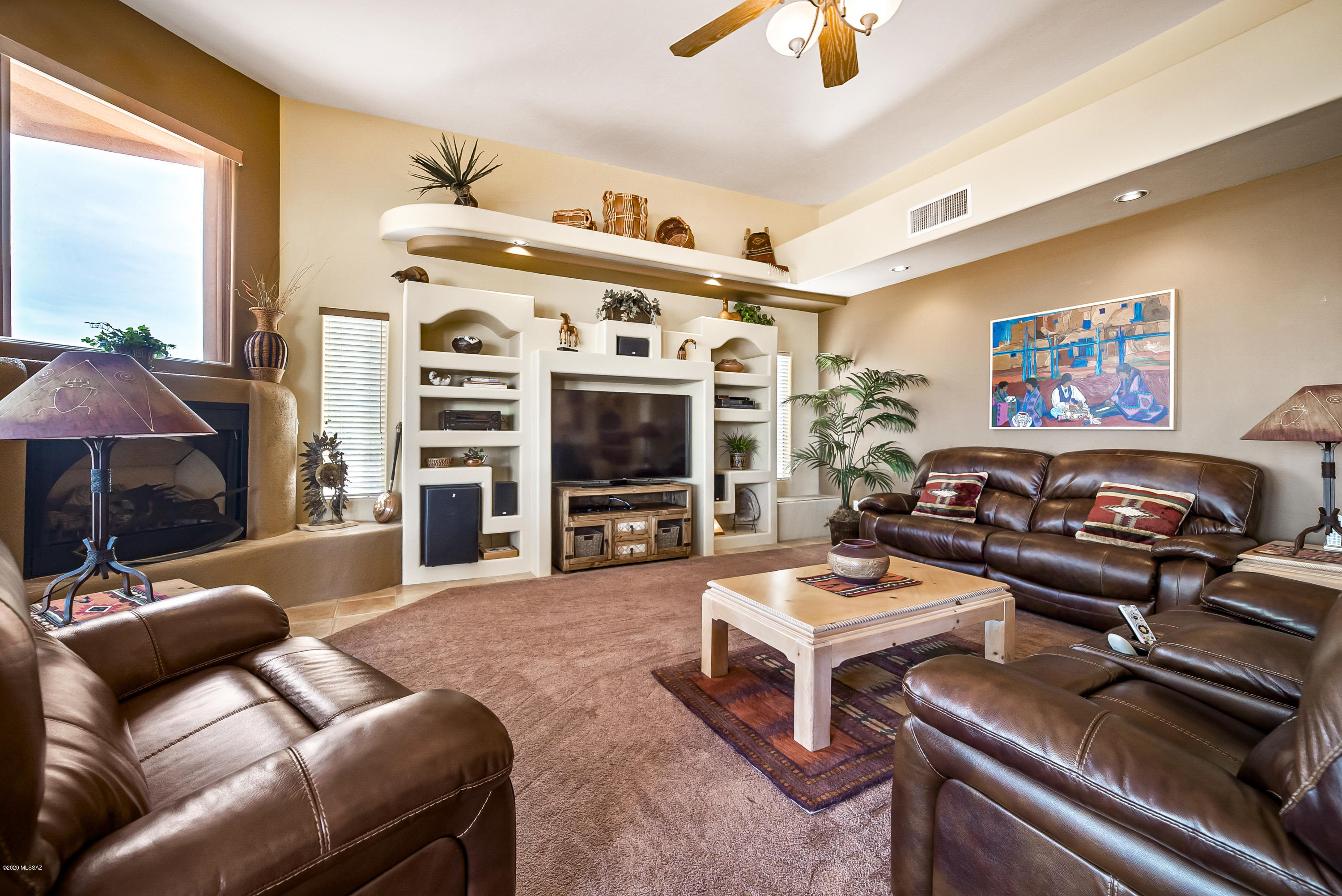 1710 W Placita Festiva