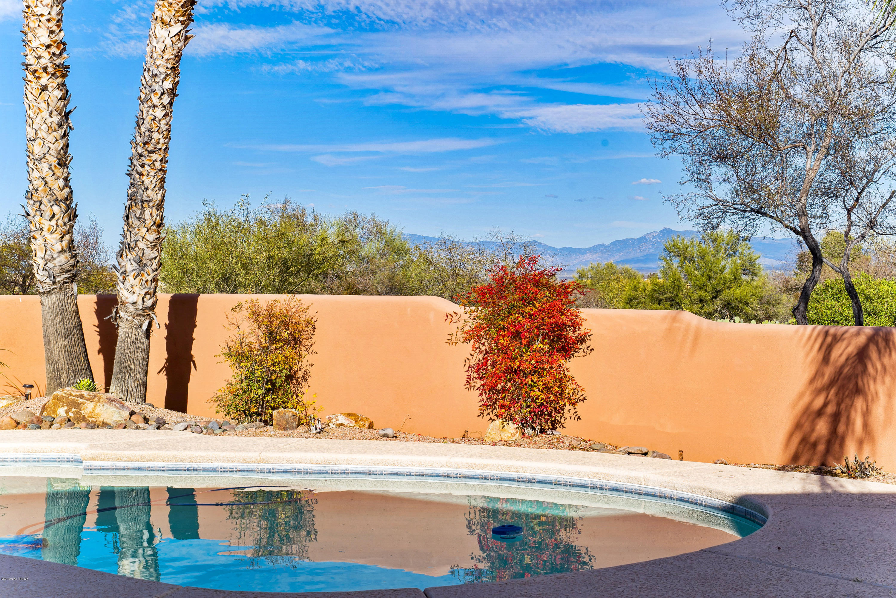 1710 W Placita Festiva