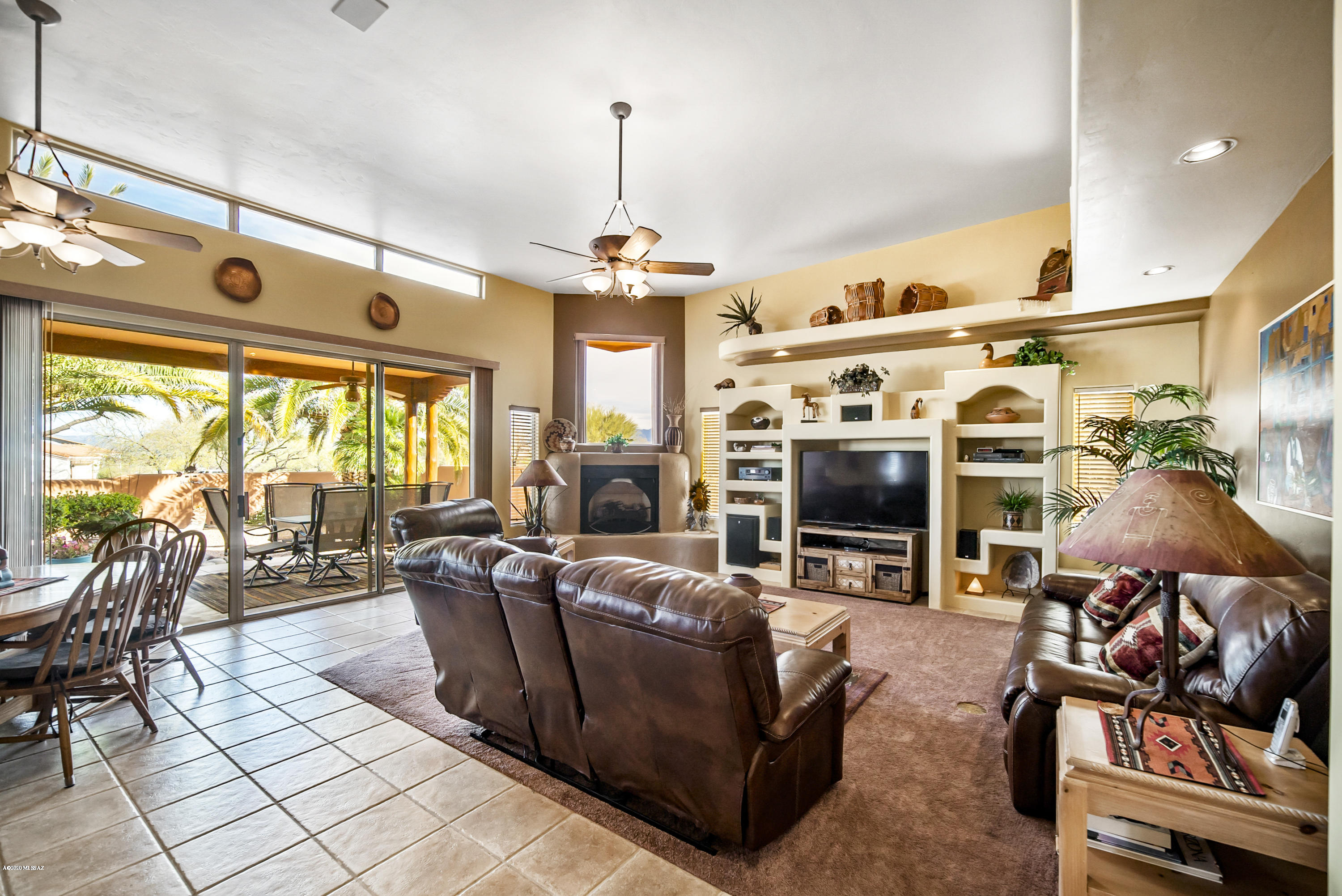 1710 W Placita Festiva