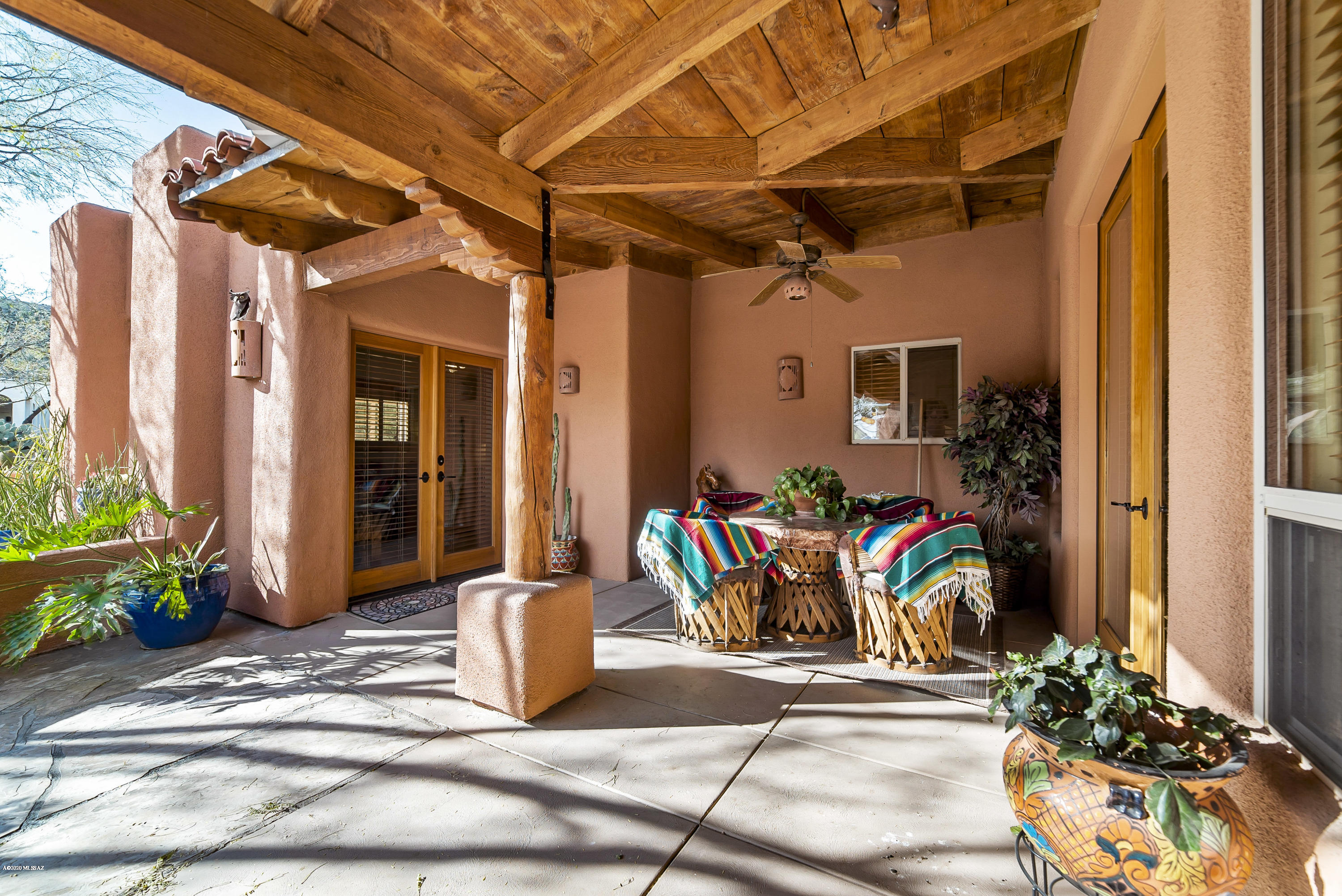 1710 W Placita Festiva