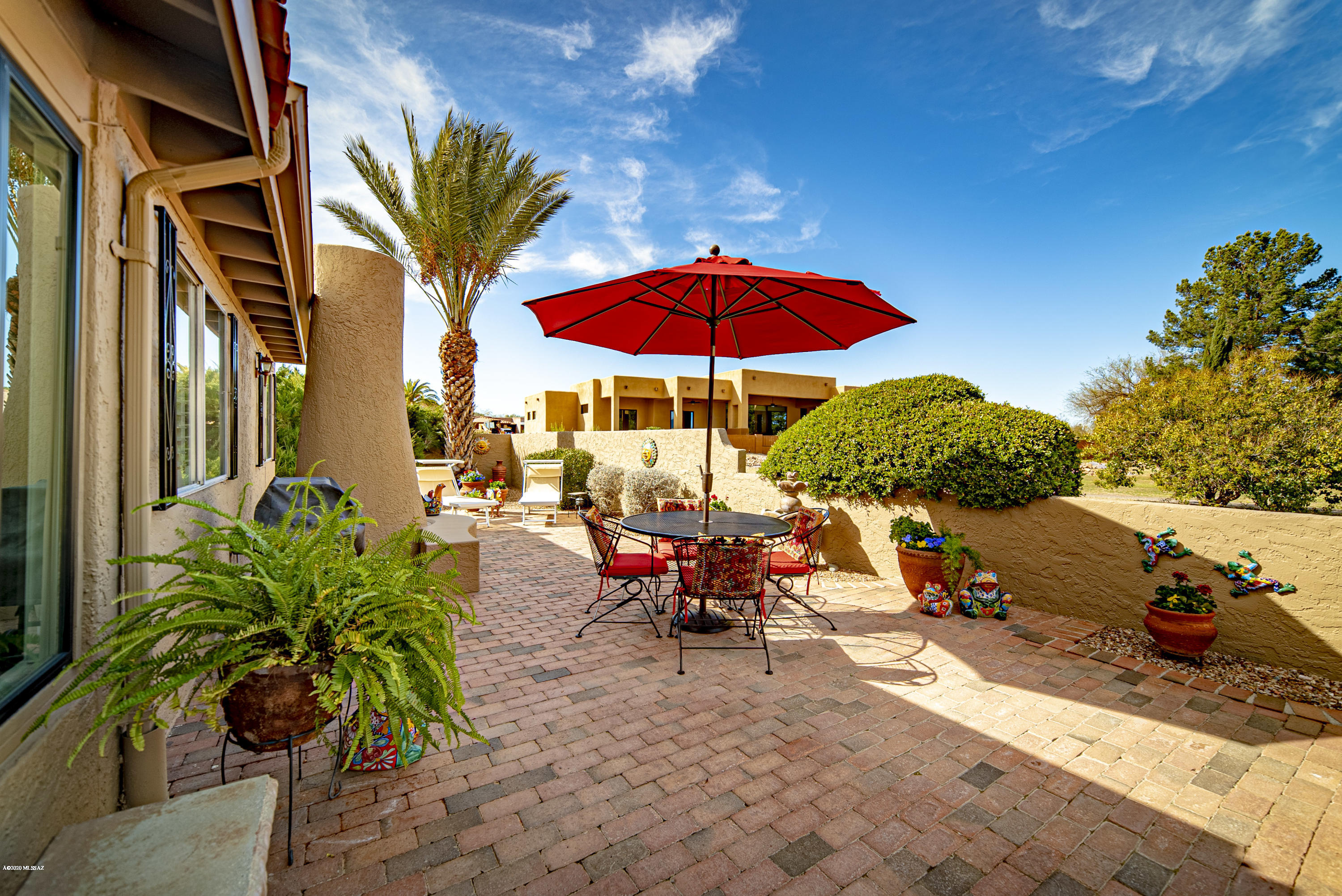 1390 N Paseo De Golf