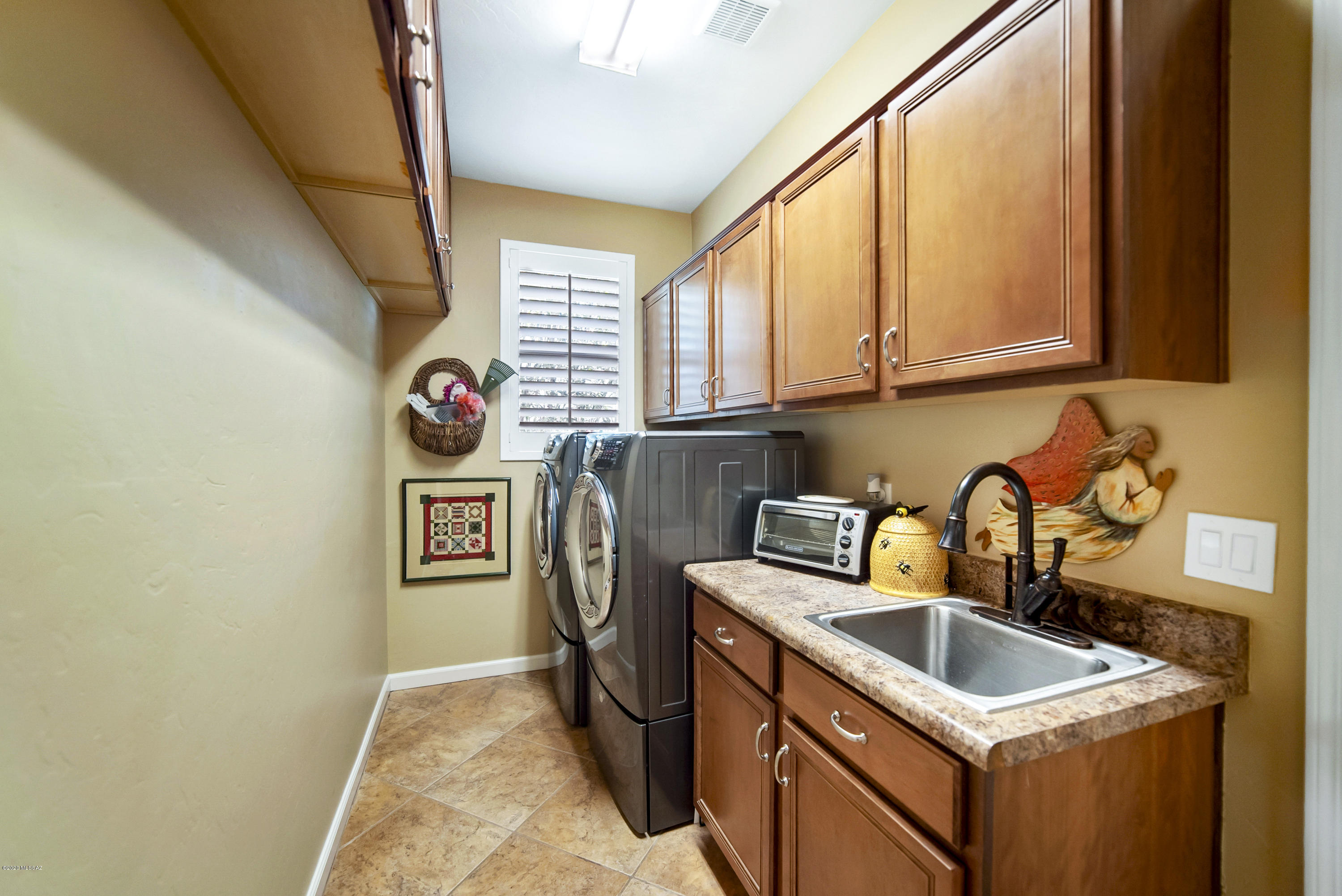 1707 N Coastland Court