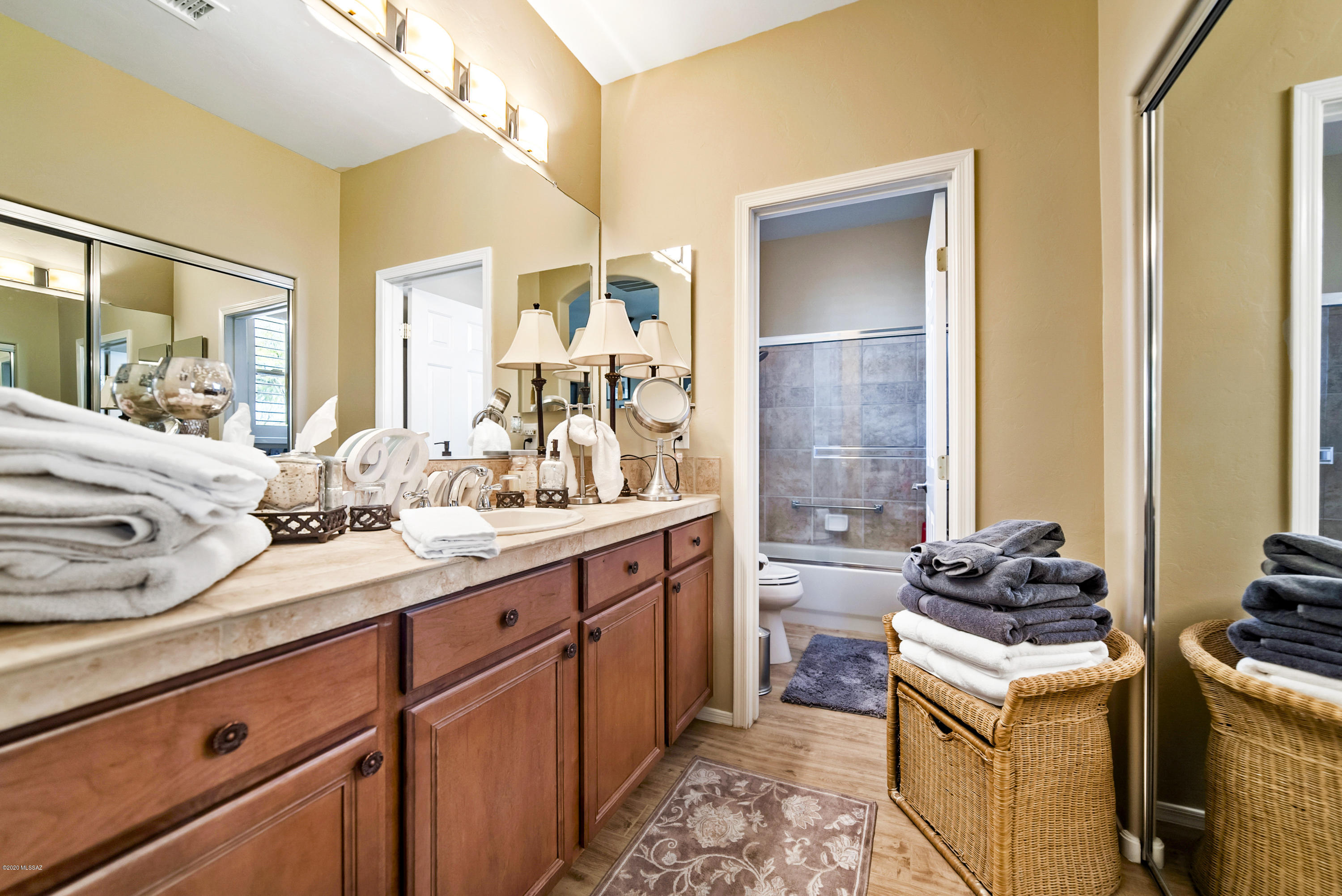 1707 N Coastland Court