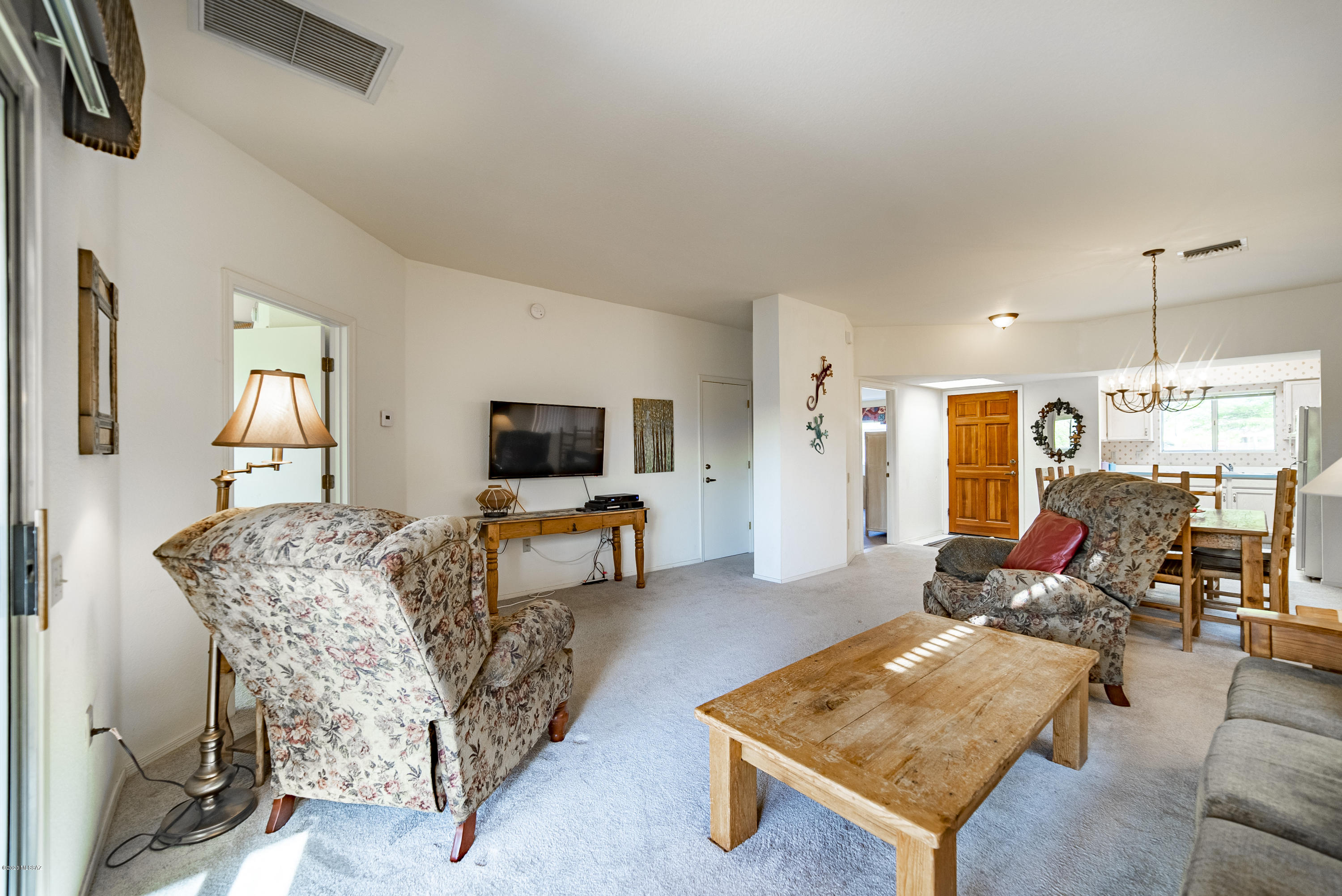 1770 W Camino Estelar