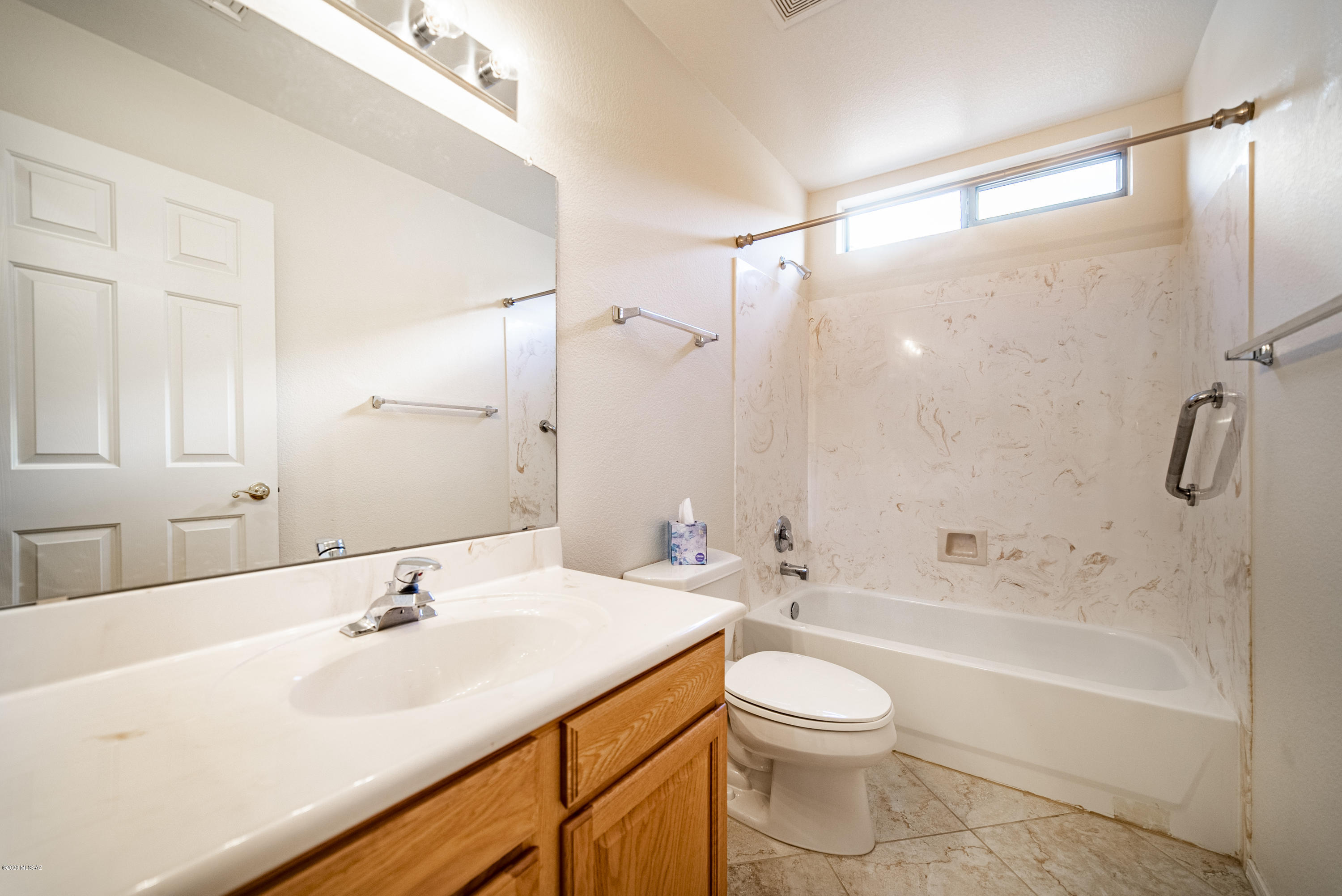 1906 W Mintbush Drive