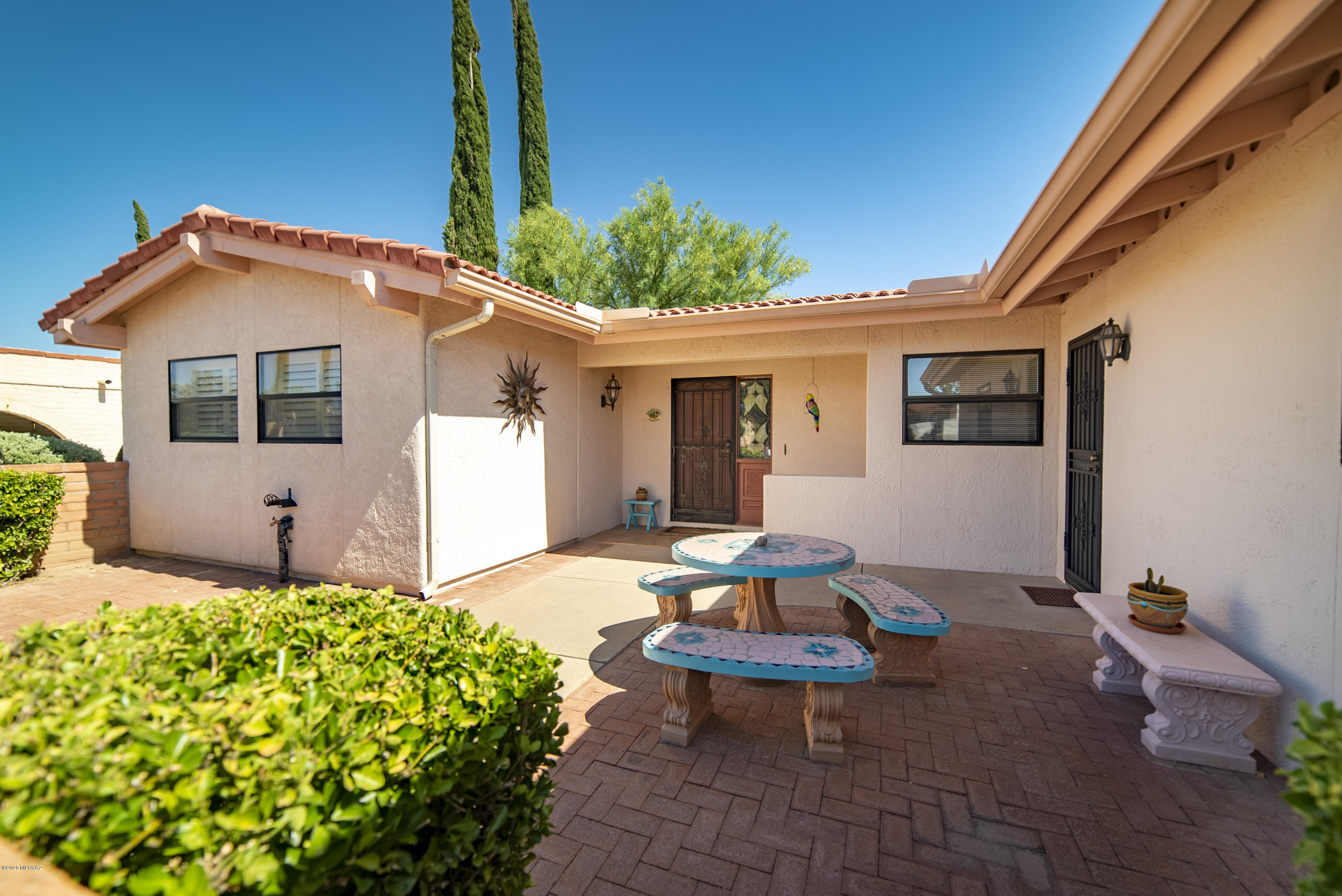 310 E Paseo Chuparosas