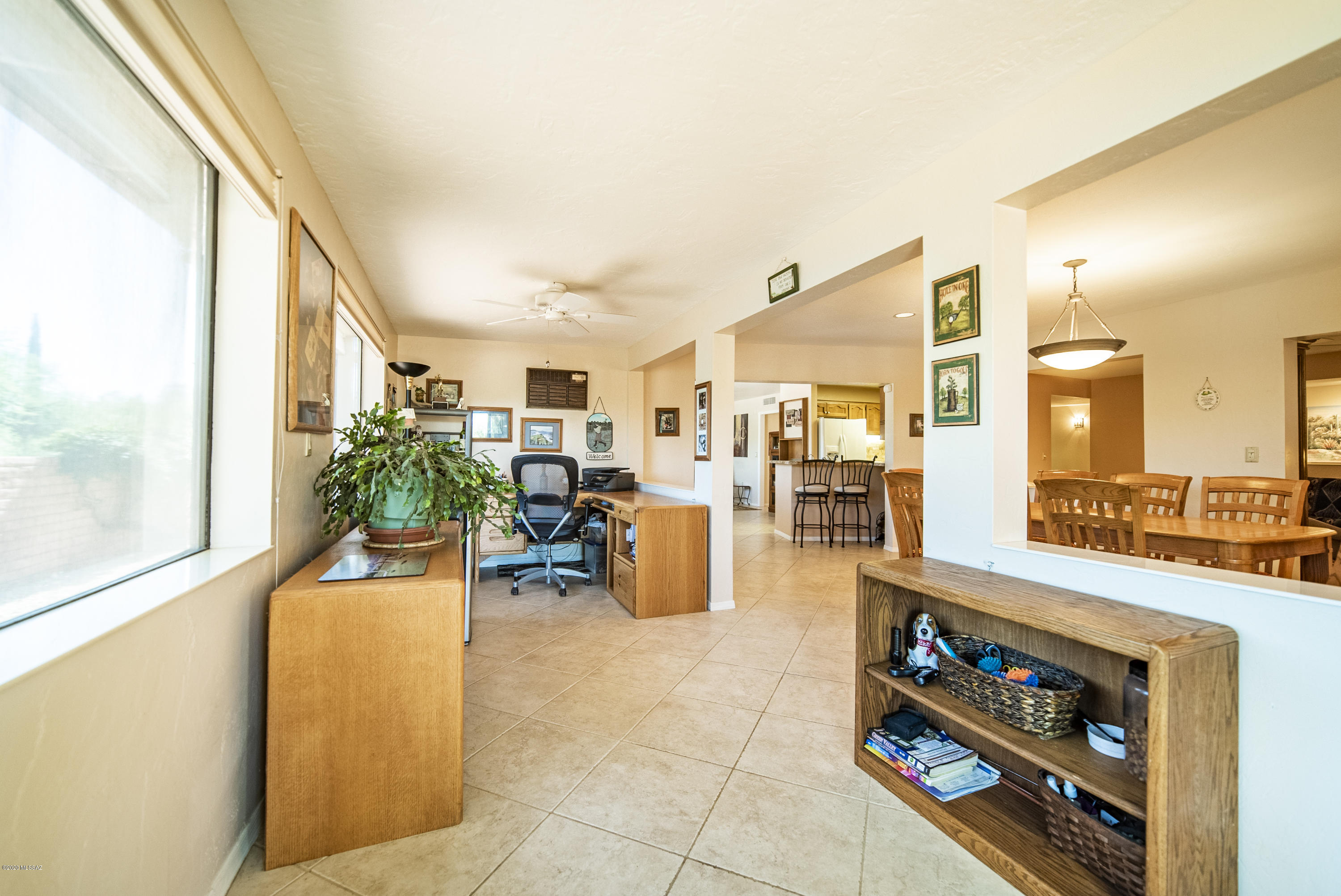 310 E Paseo Chuparosas