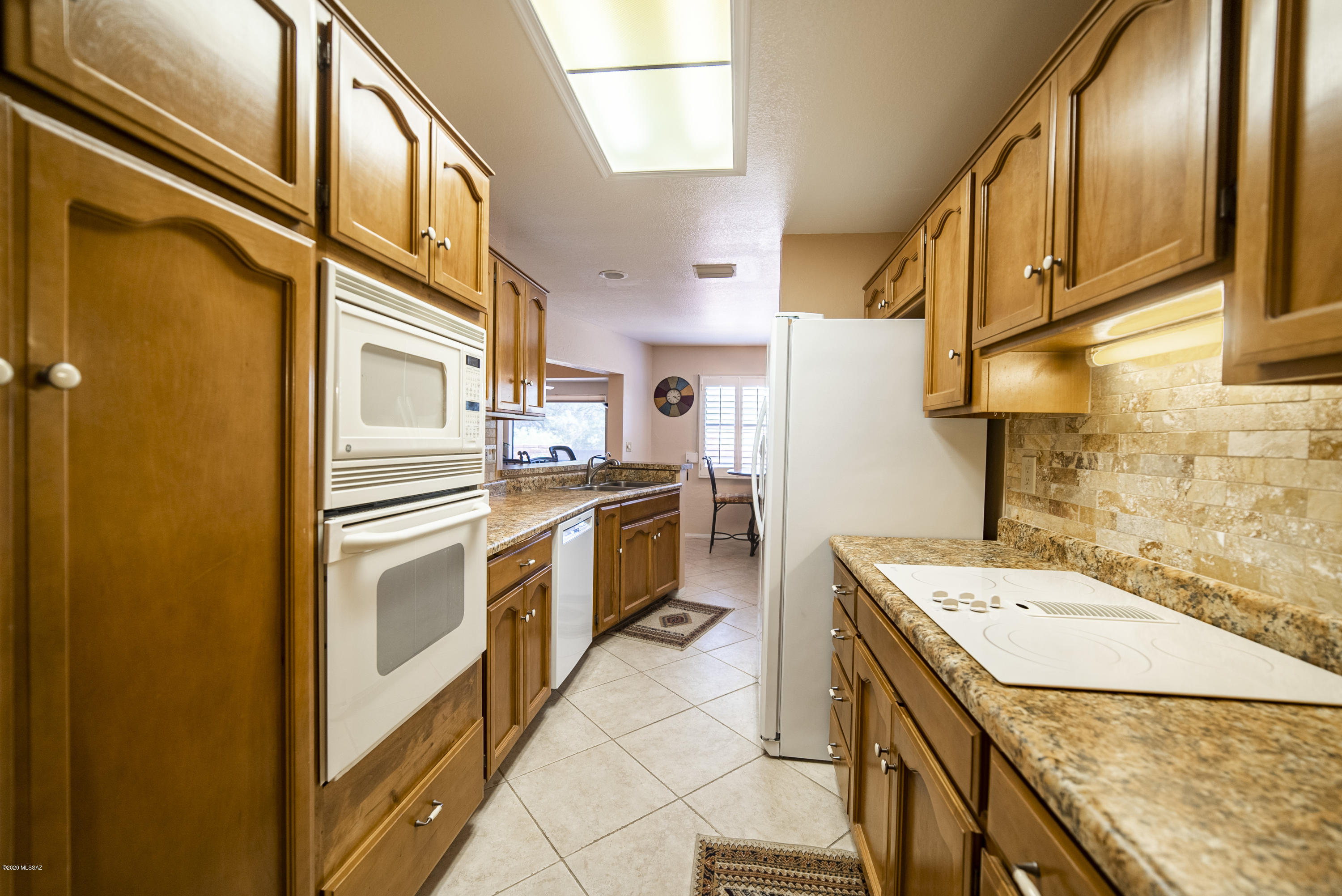 310 E Paseo Chuparosas