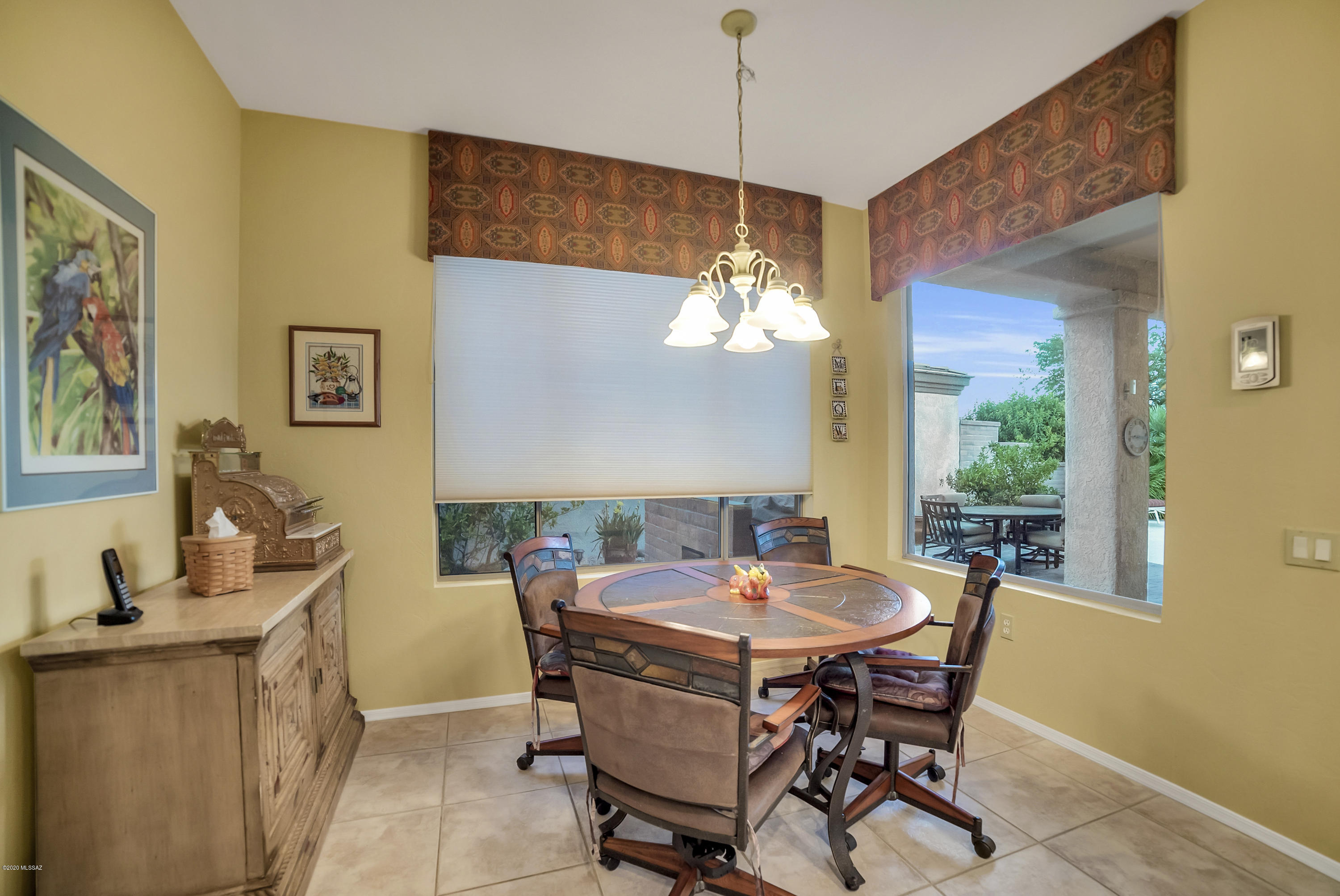 4701 S Fairfax Drive