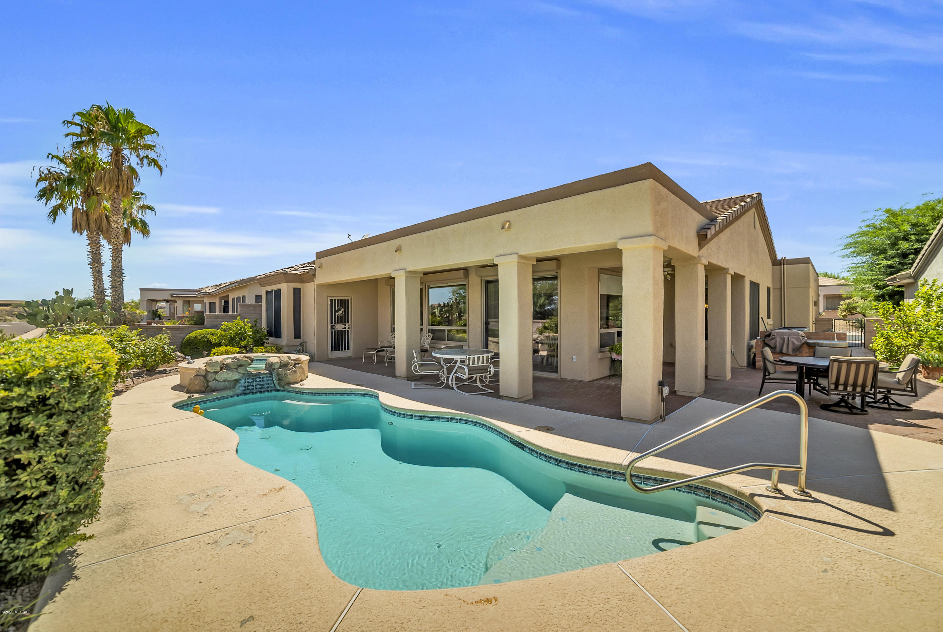 4701 S Fairfax Drive