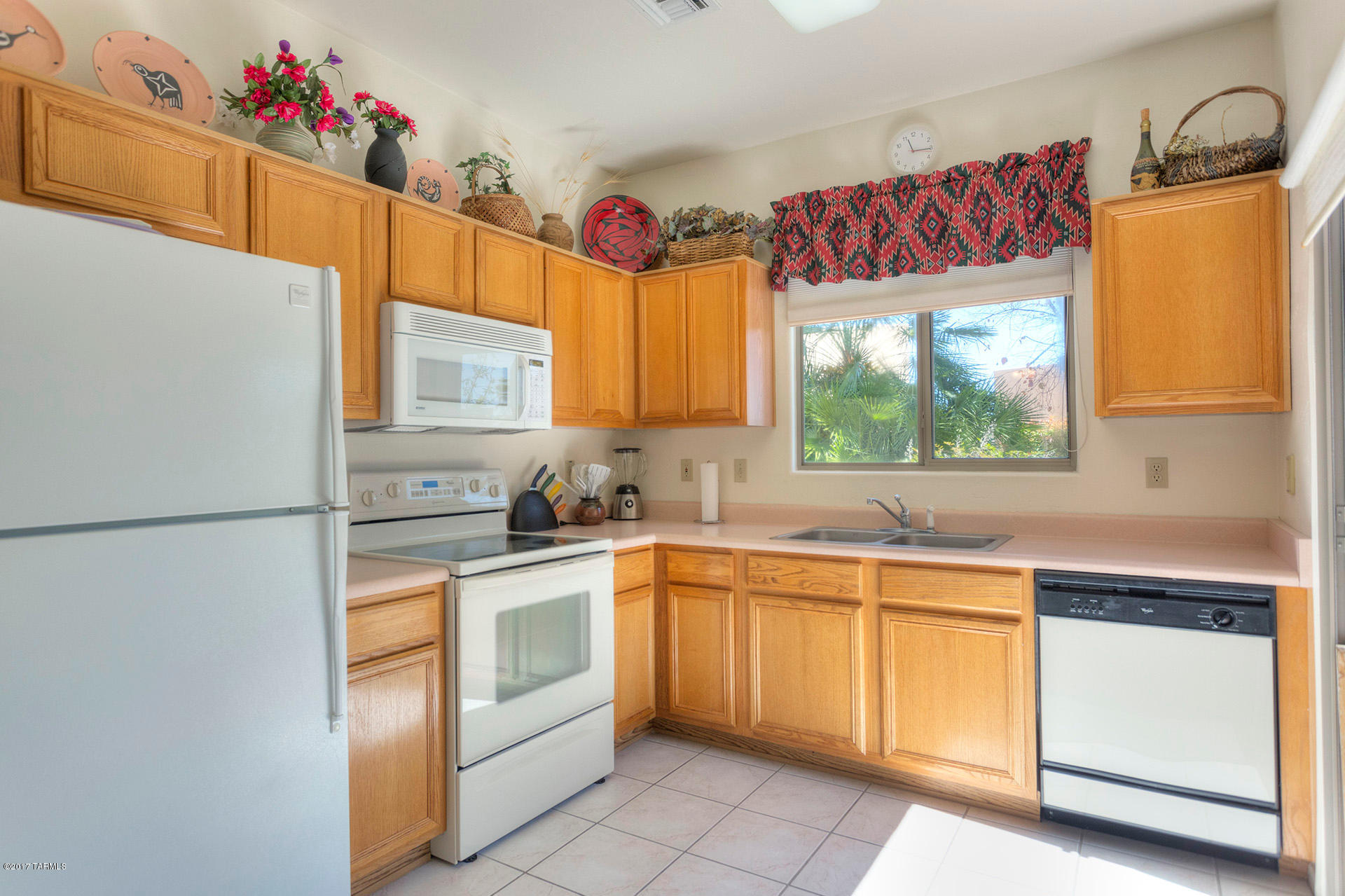 840 W Via Rio Fuerte