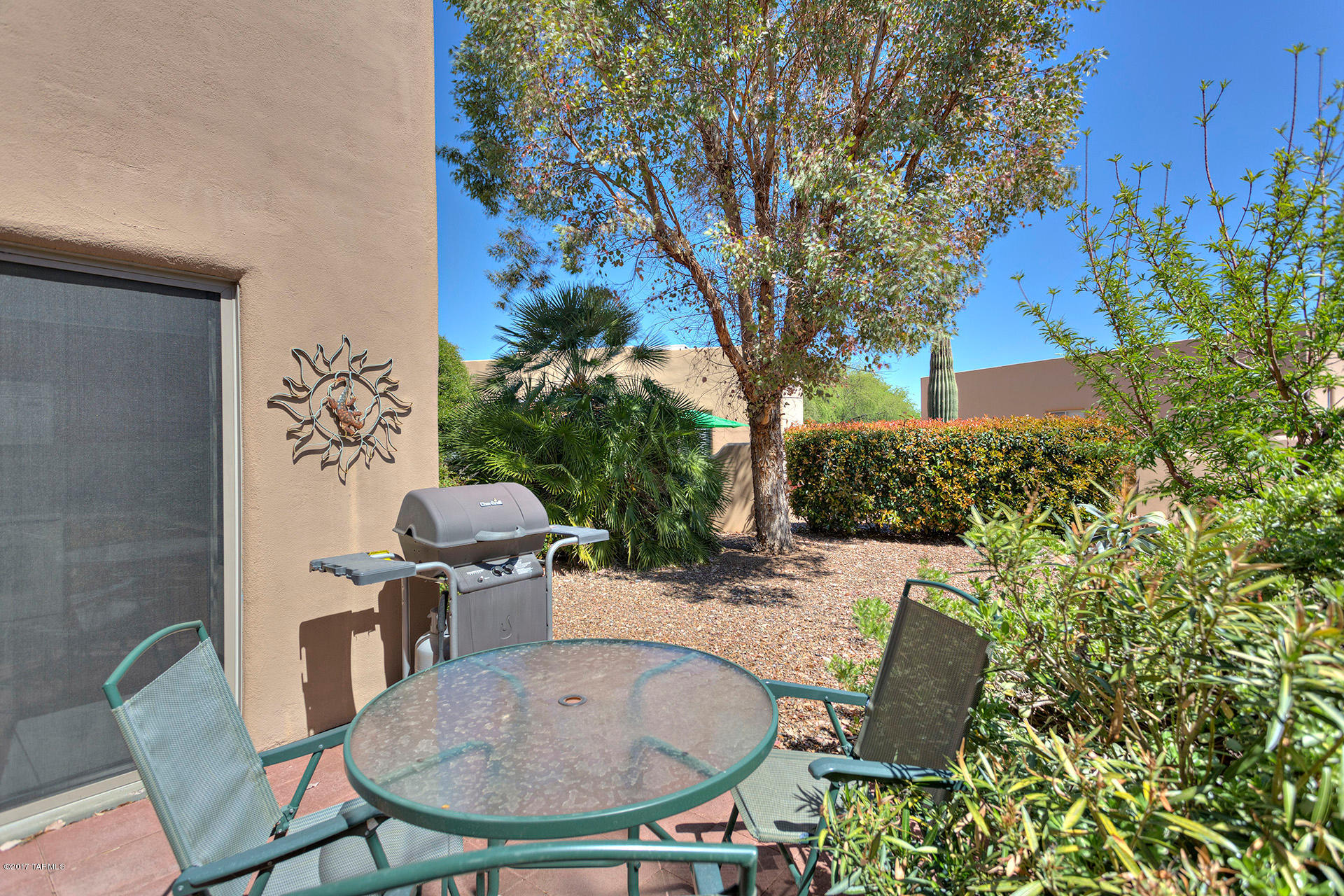 840 W Via Rio Fuerte