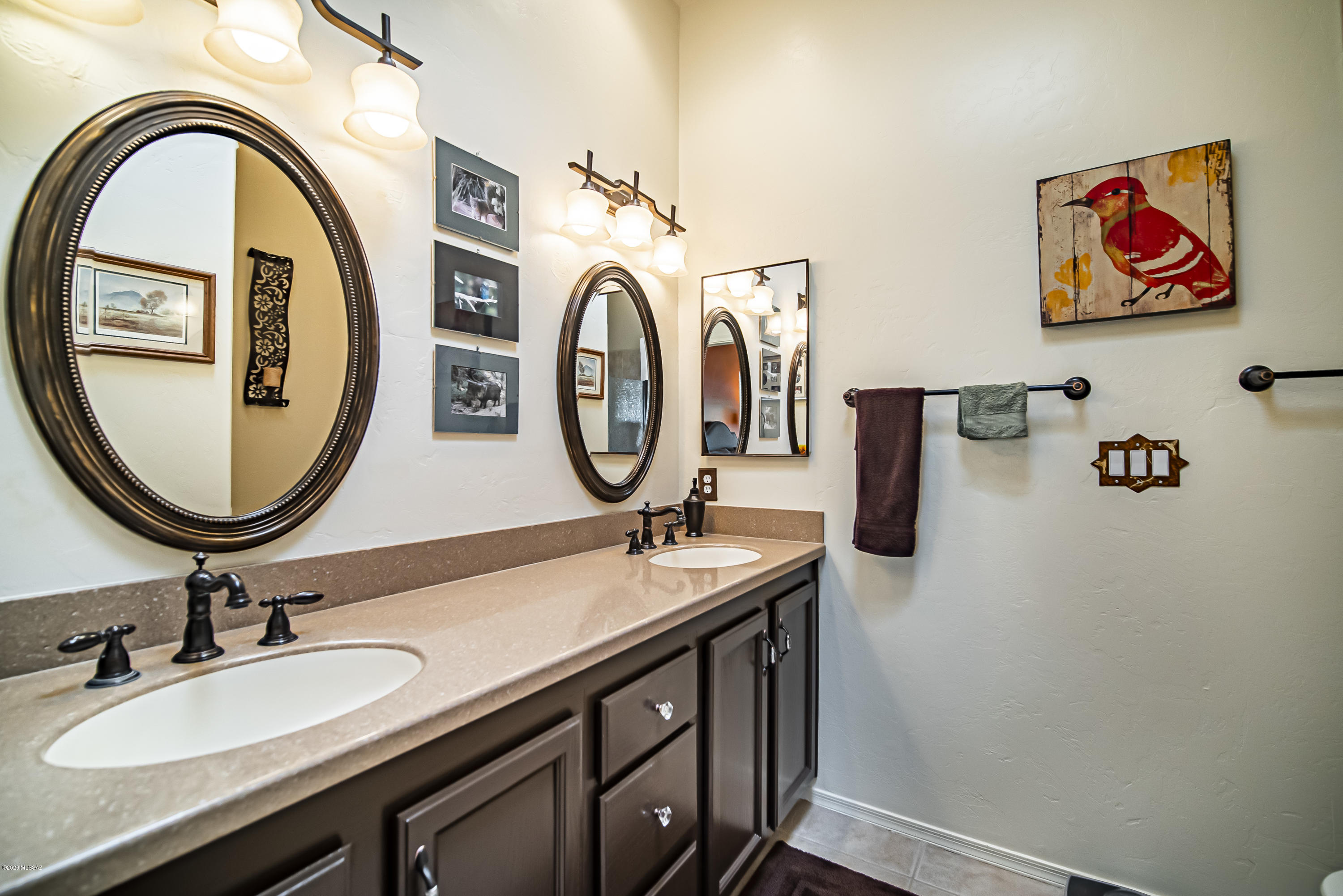 2513 S Pecan Valley Place