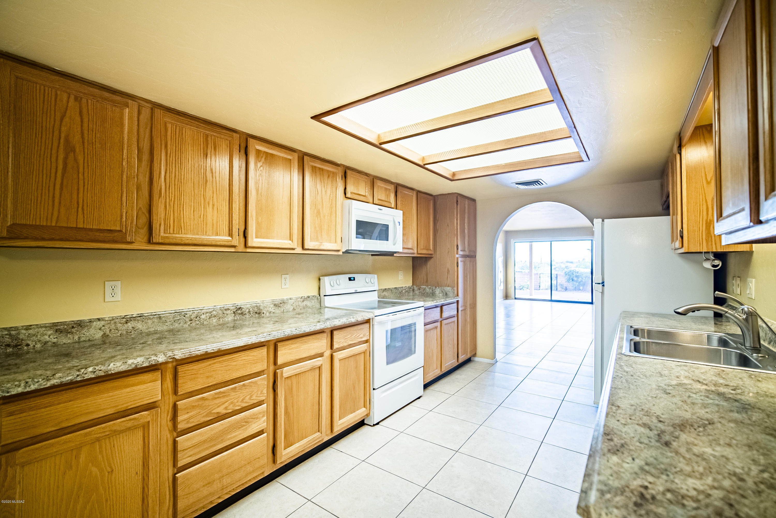 1631 W Calle del Grajo