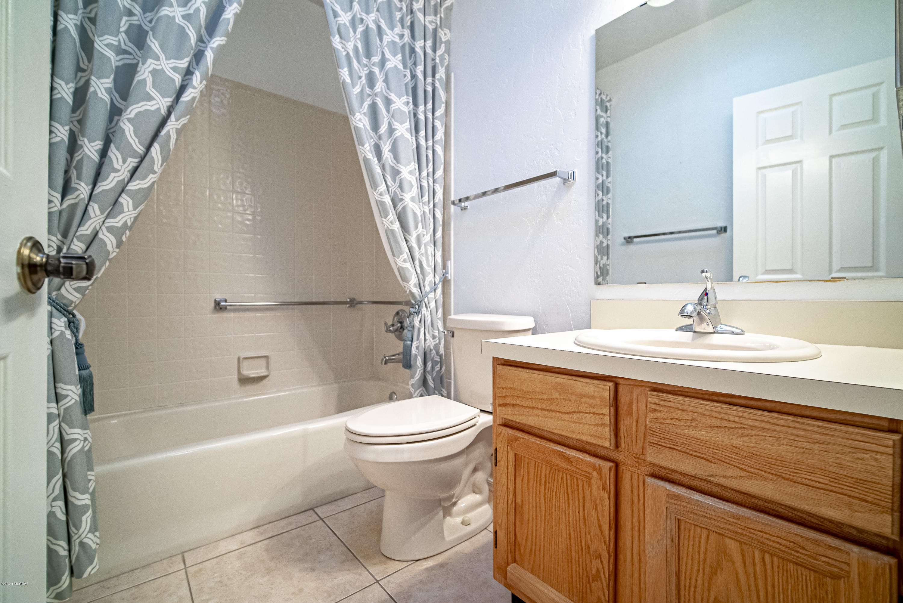 1631 W Calle del Grajo