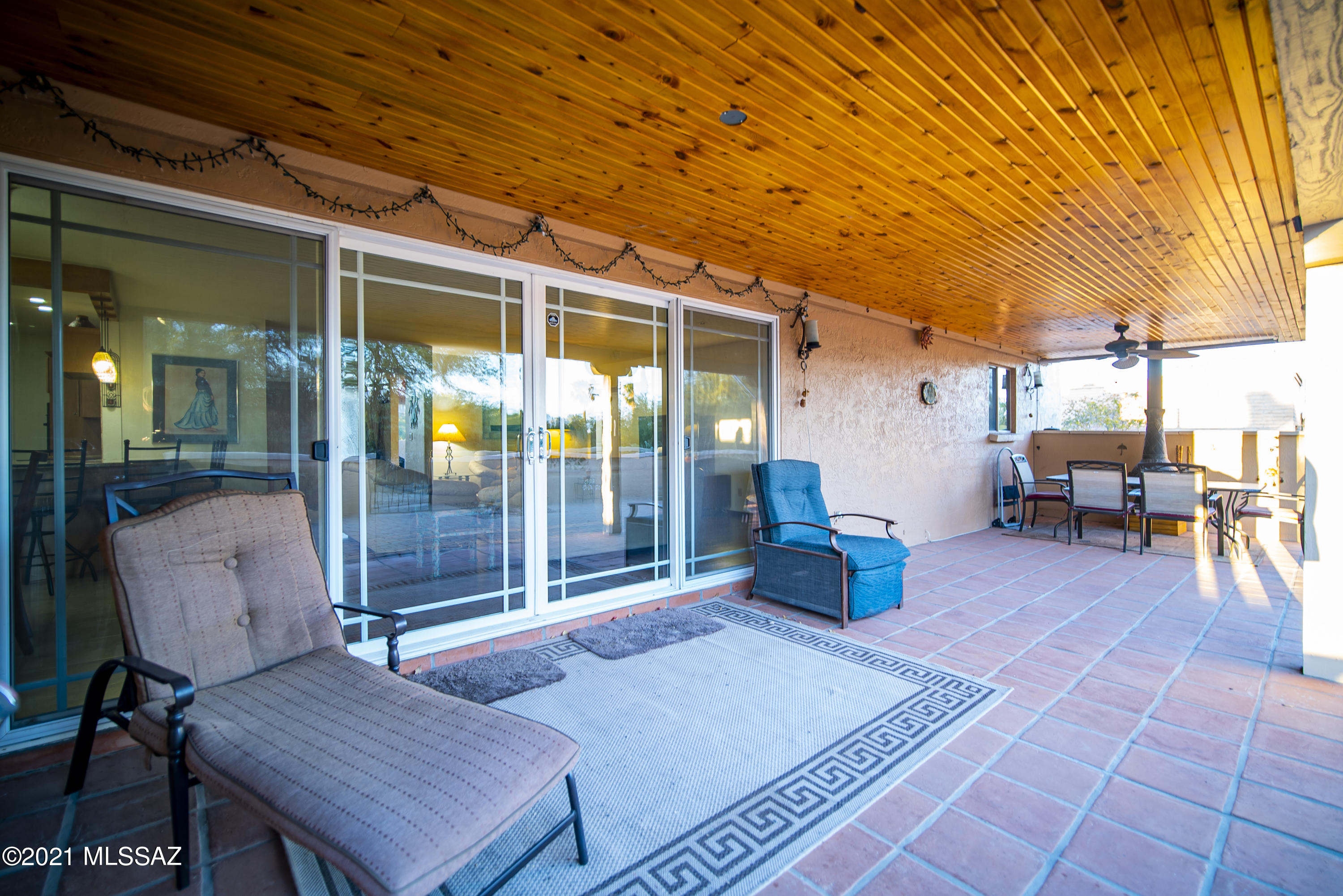 226 E Paseo Chuparosas