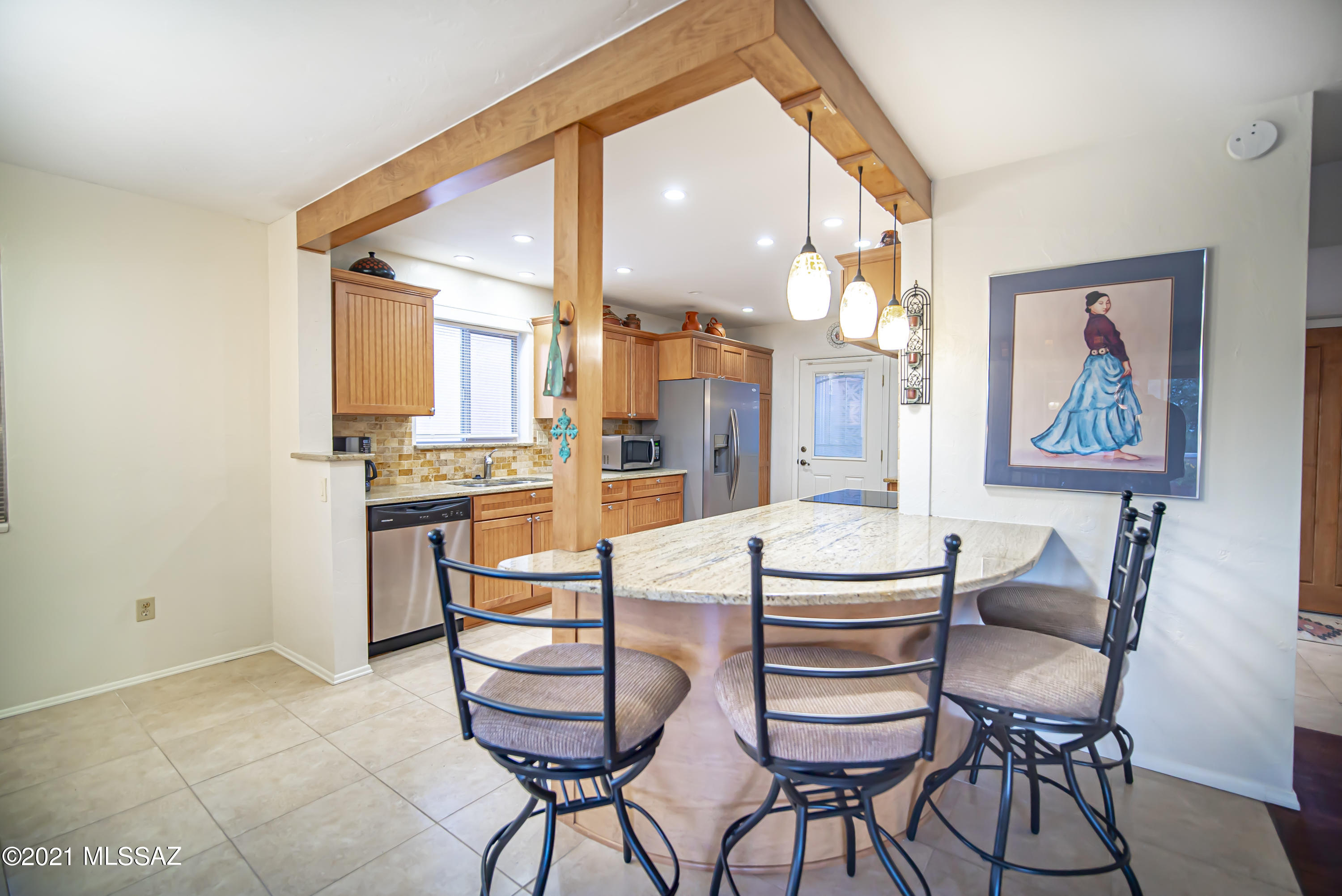 226 E Paseo Chuparosas