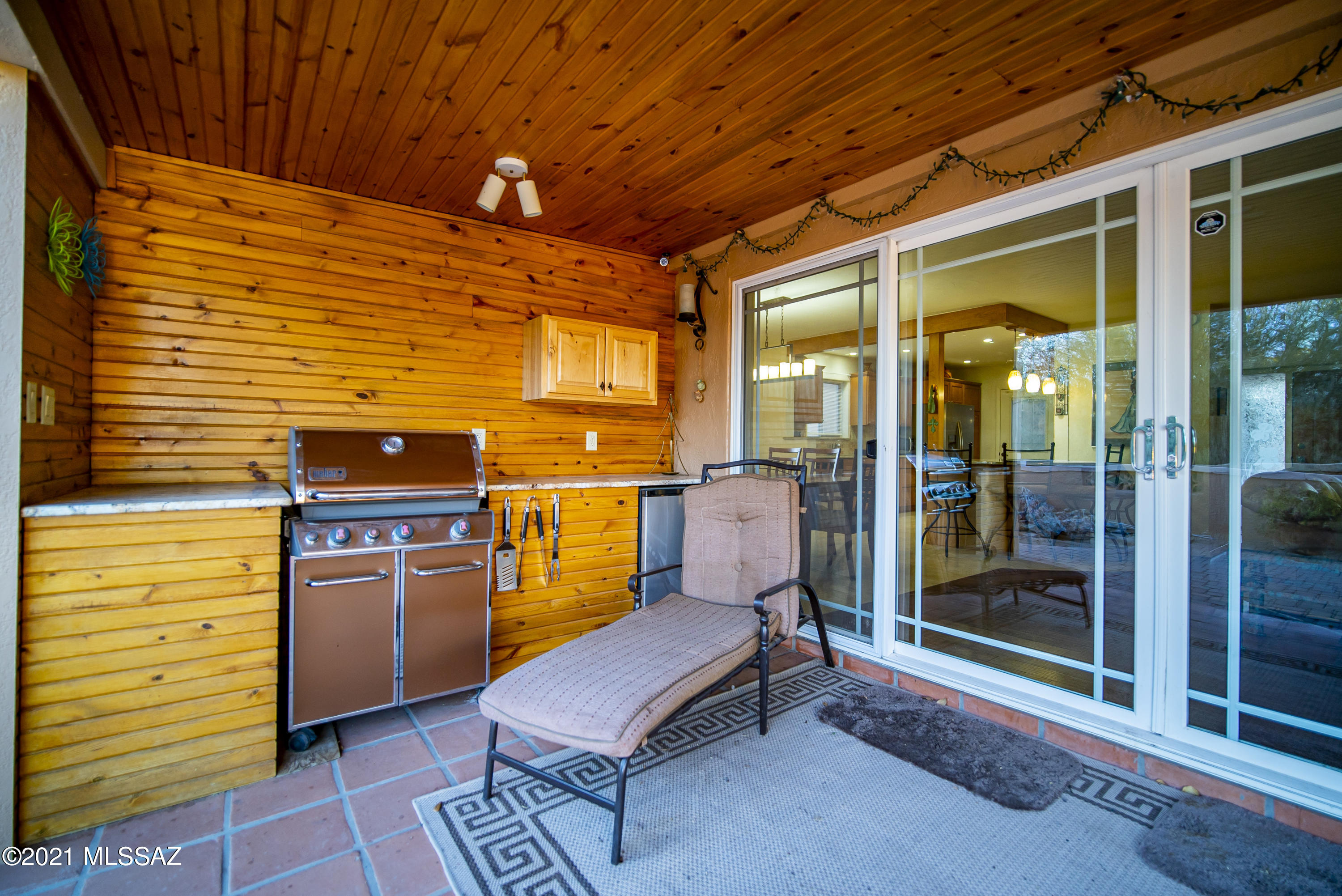 226 E Paseo Chuparosas