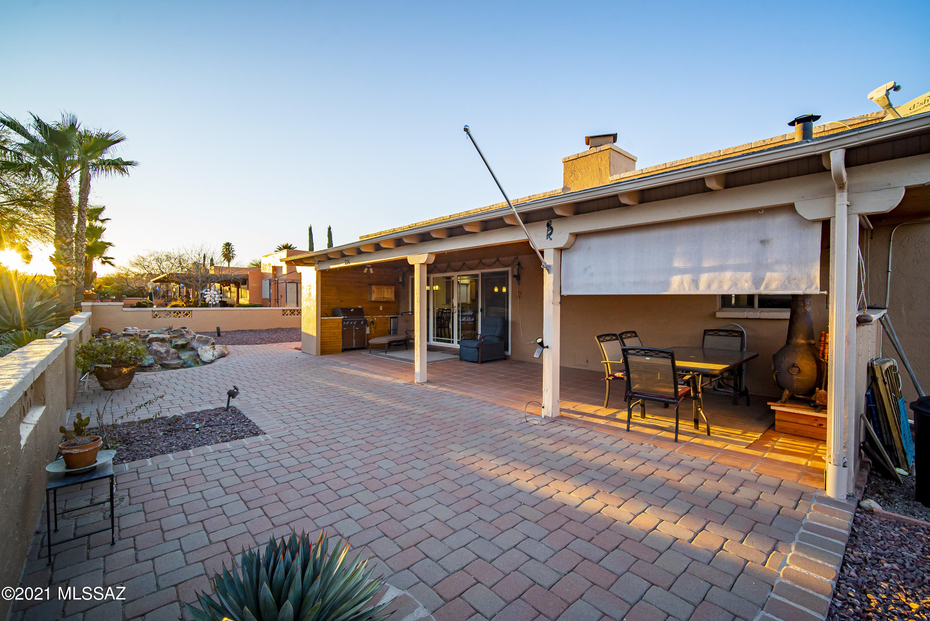 226 E Paseo Chuparosas