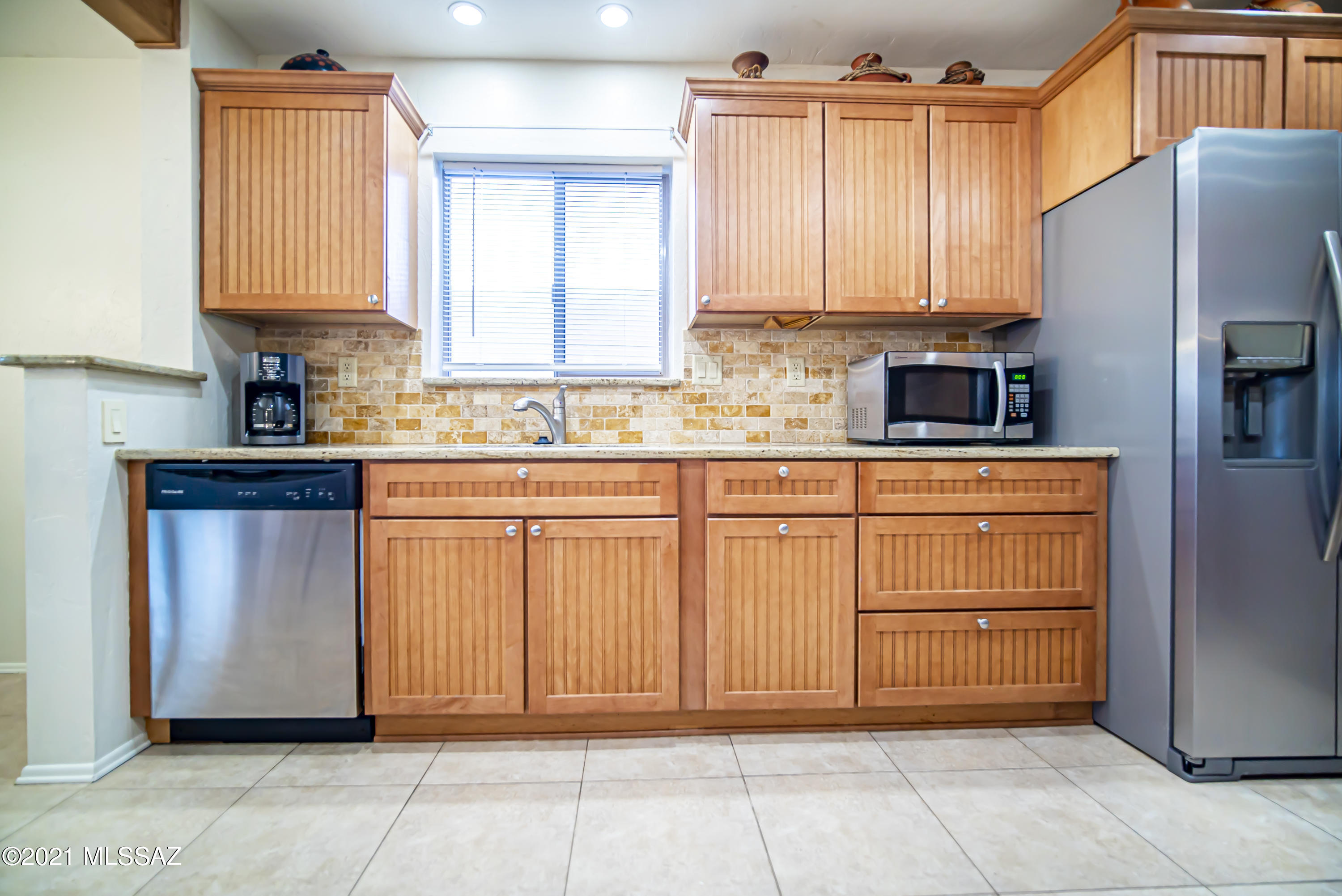 226 E Paseo Chuparosas