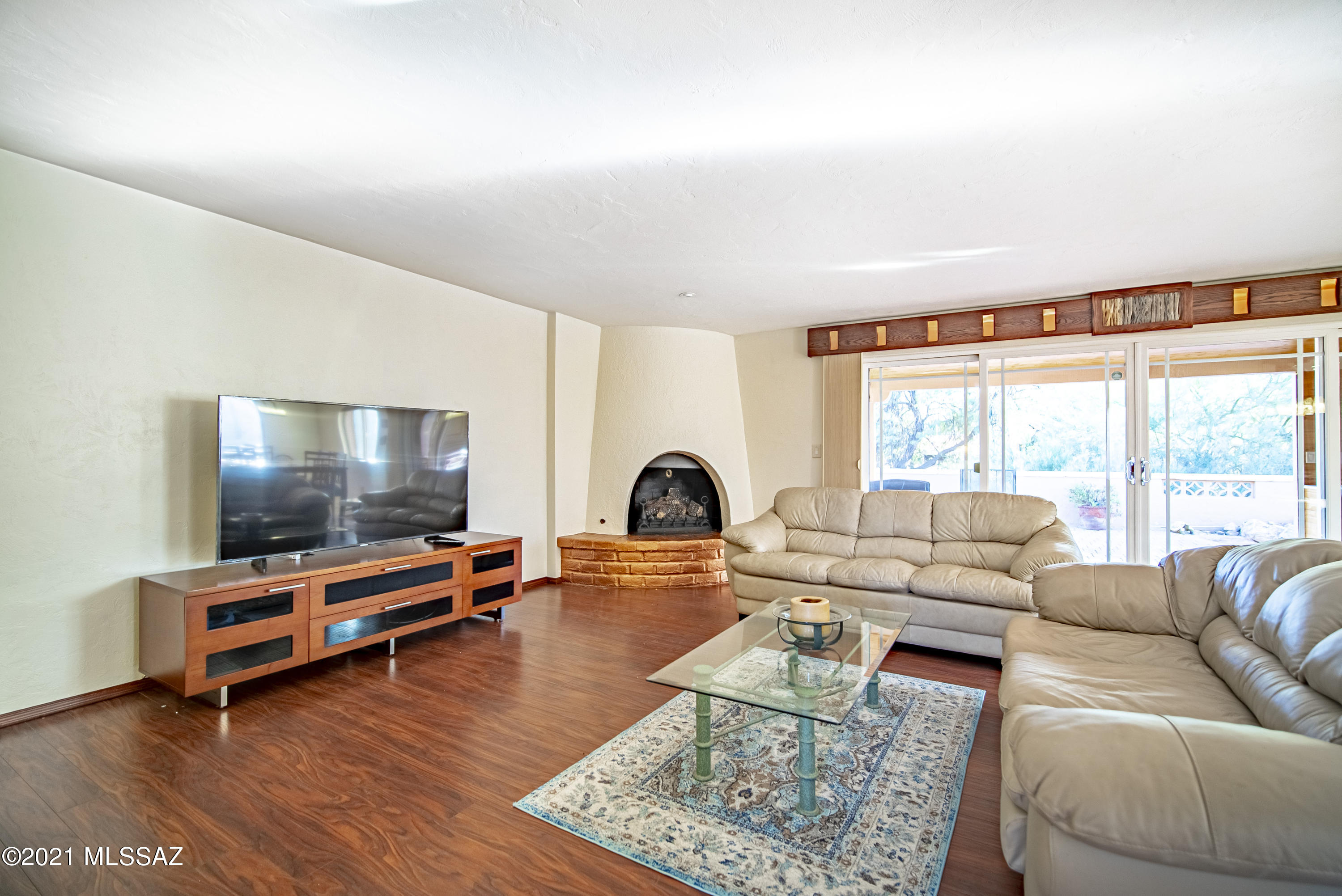 226 E Paseo Chuparosas