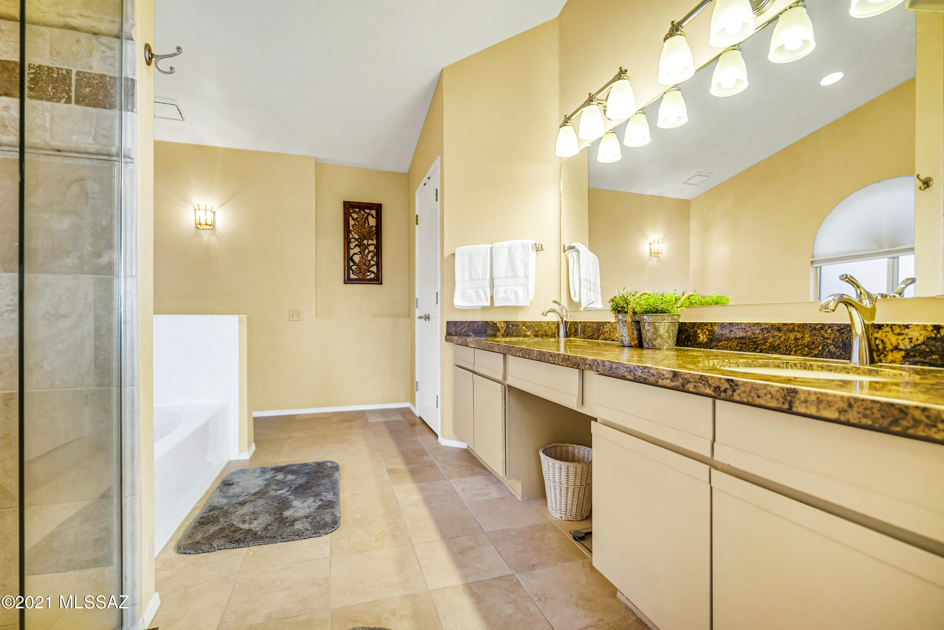 4131 S Emelita Drive